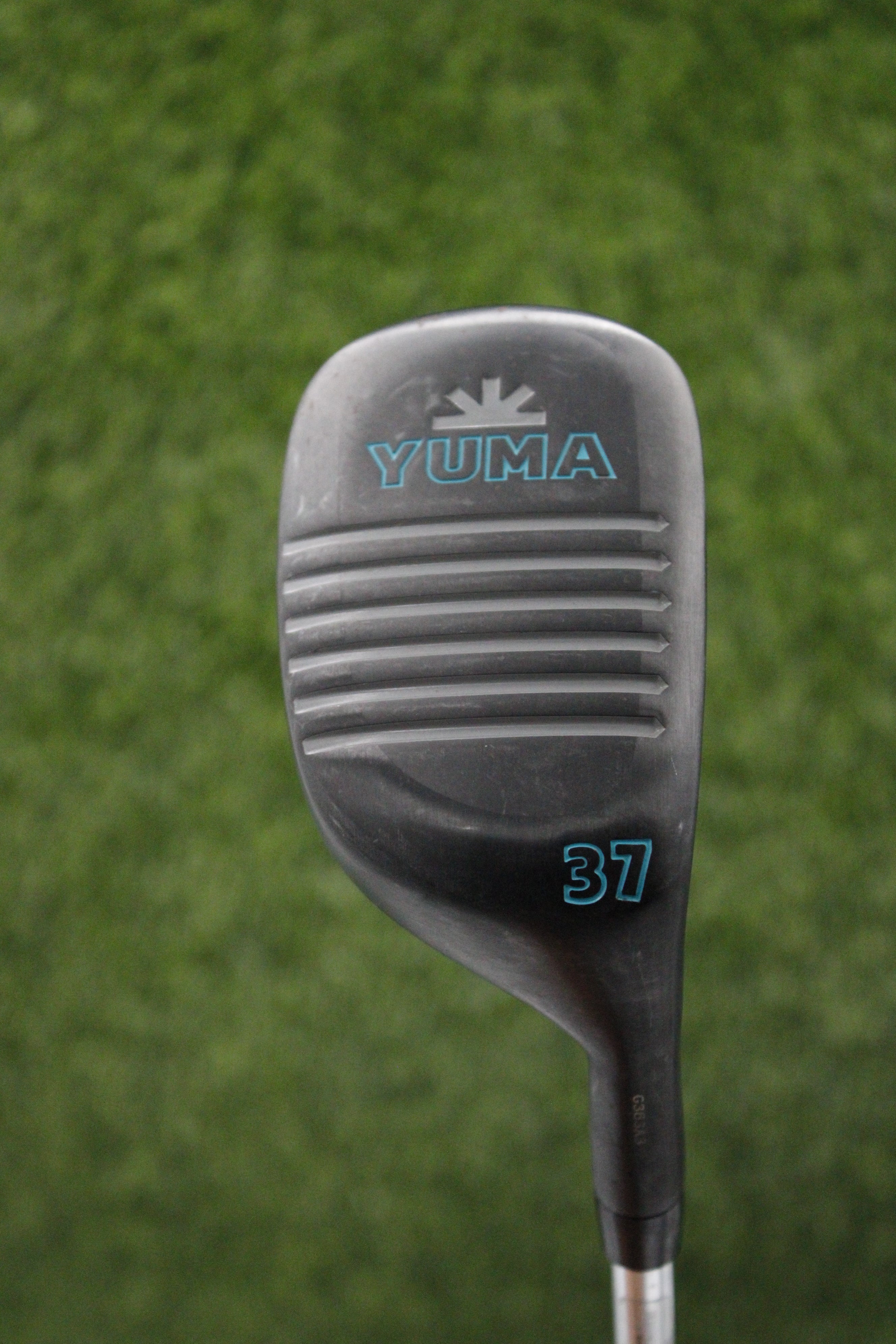 Yuma Hybrid 37° Chipper Wedge Flex 36"