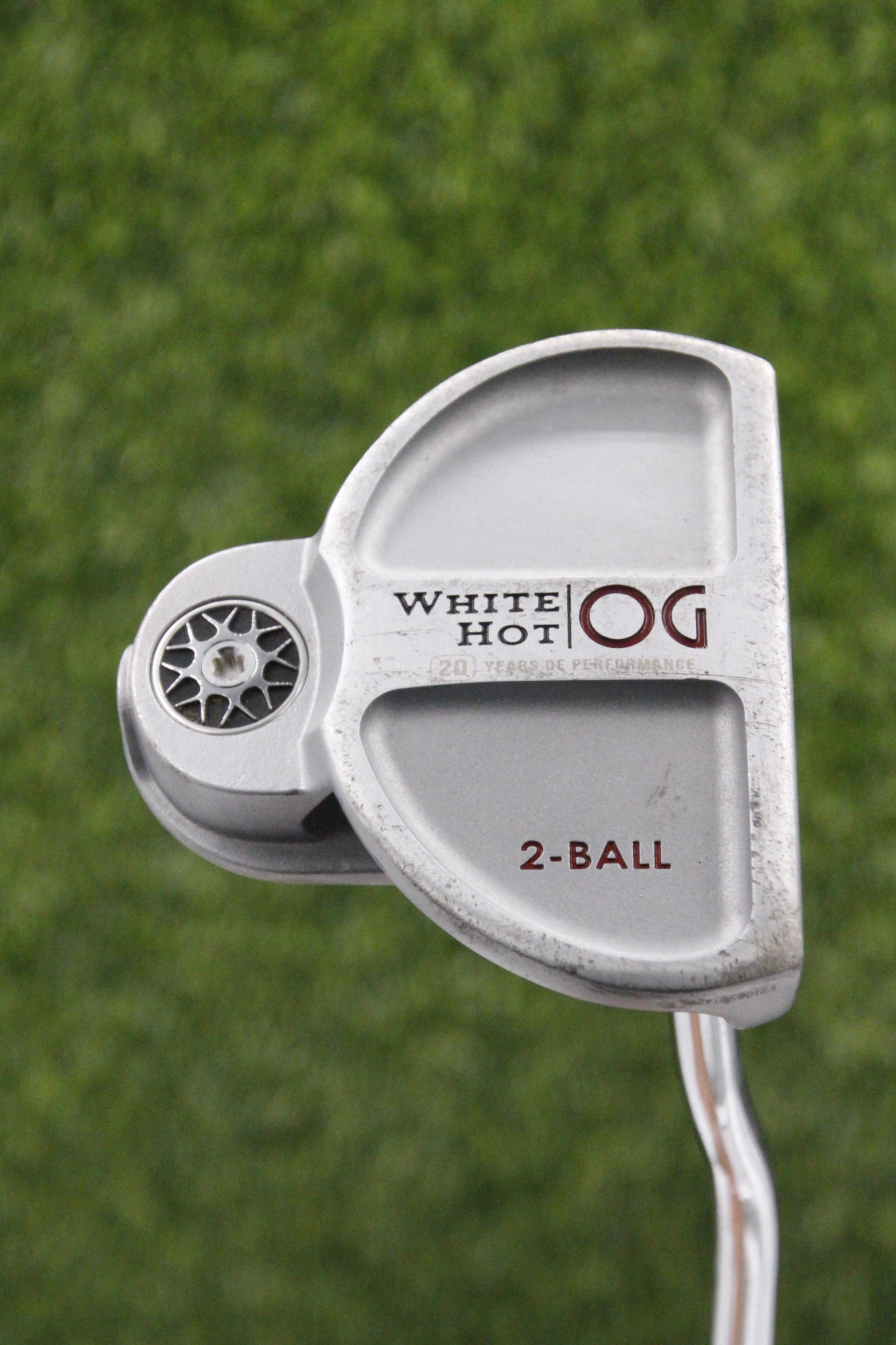 Odyssey White Hot OG 2-Ball Putter 35"