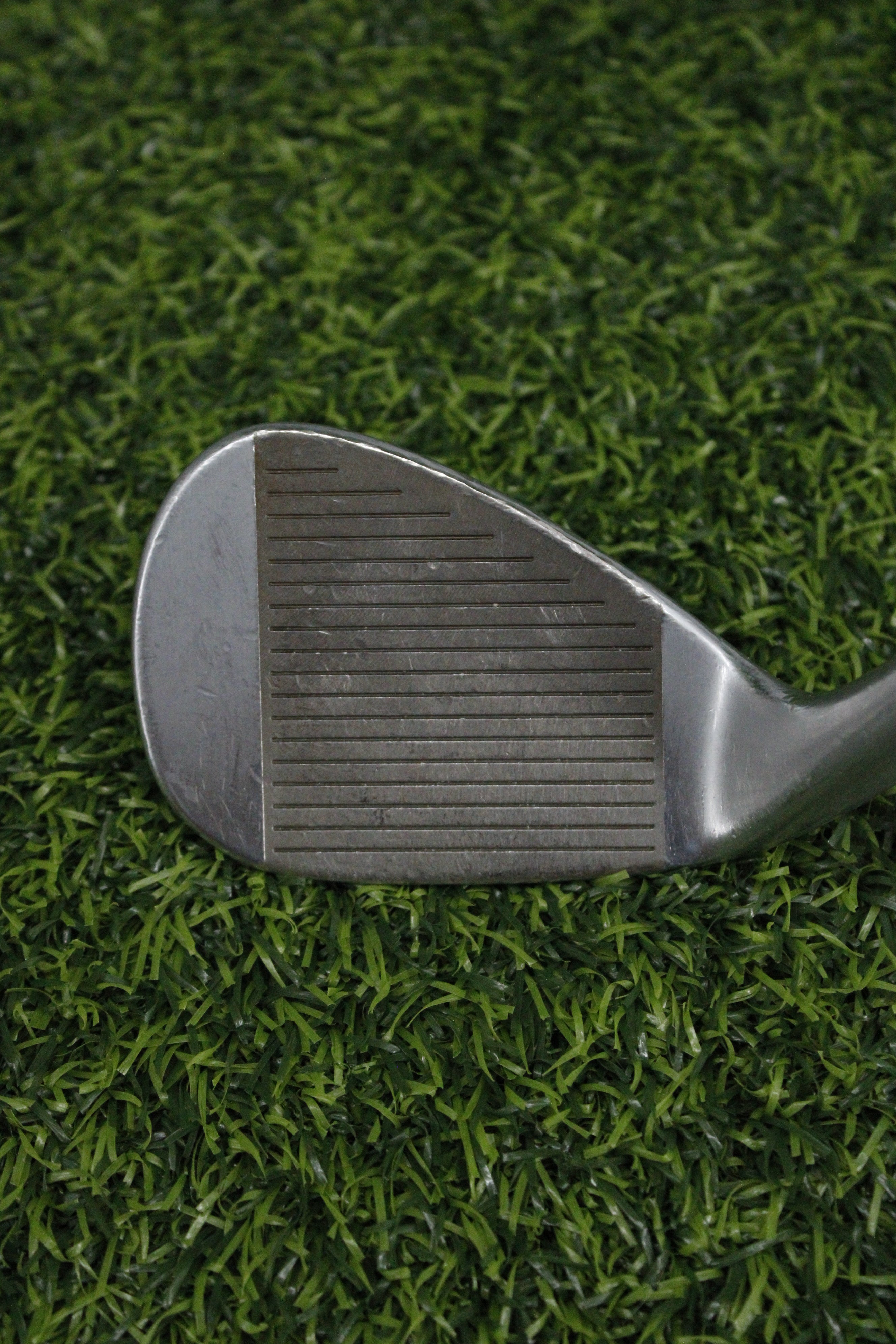 TaylorMade Milled Grind 4 Chrome 56° SW Wedge Flex 35"