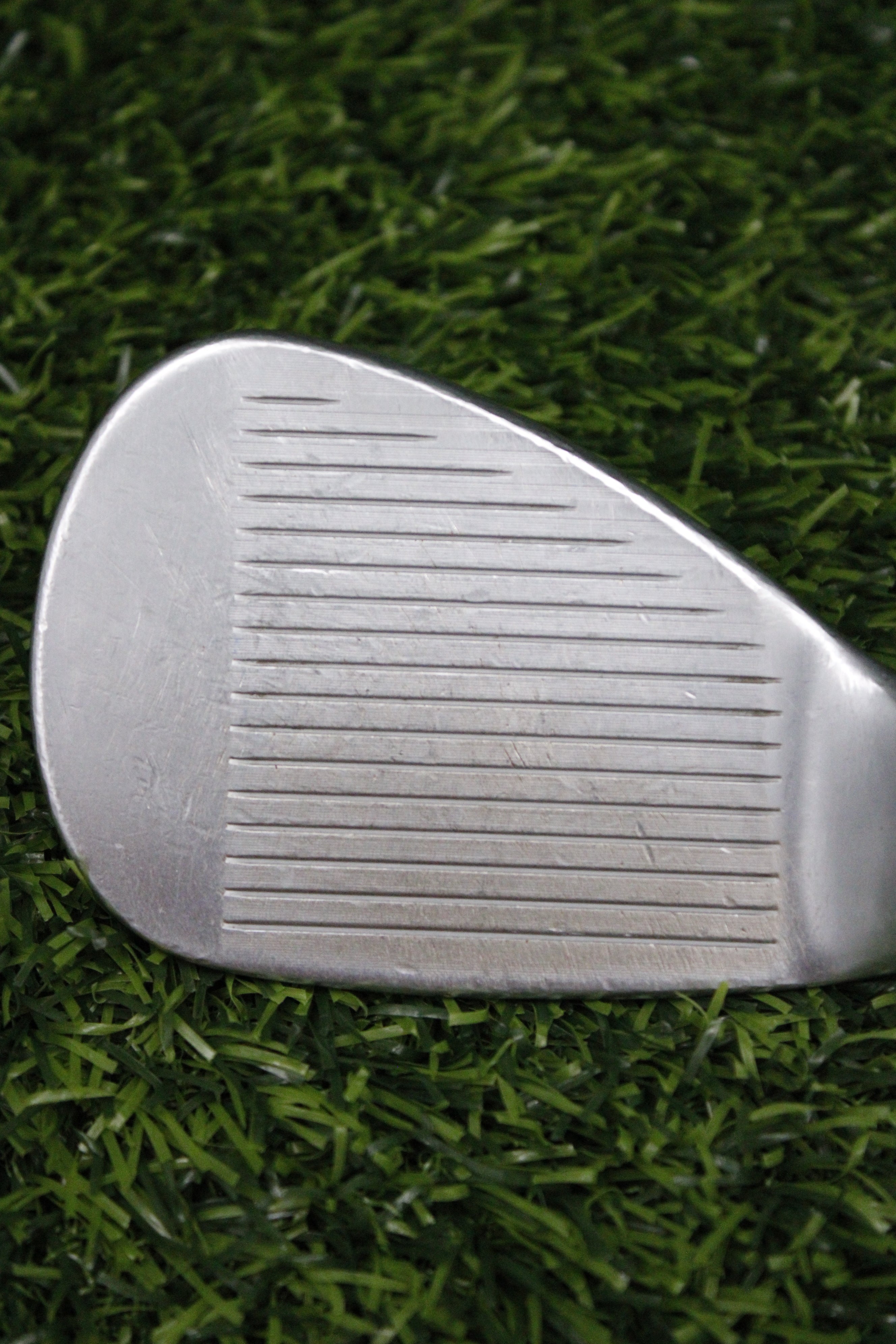 Titleist Vokey SM10 Tour Chrome 56° SW S Flex 35"