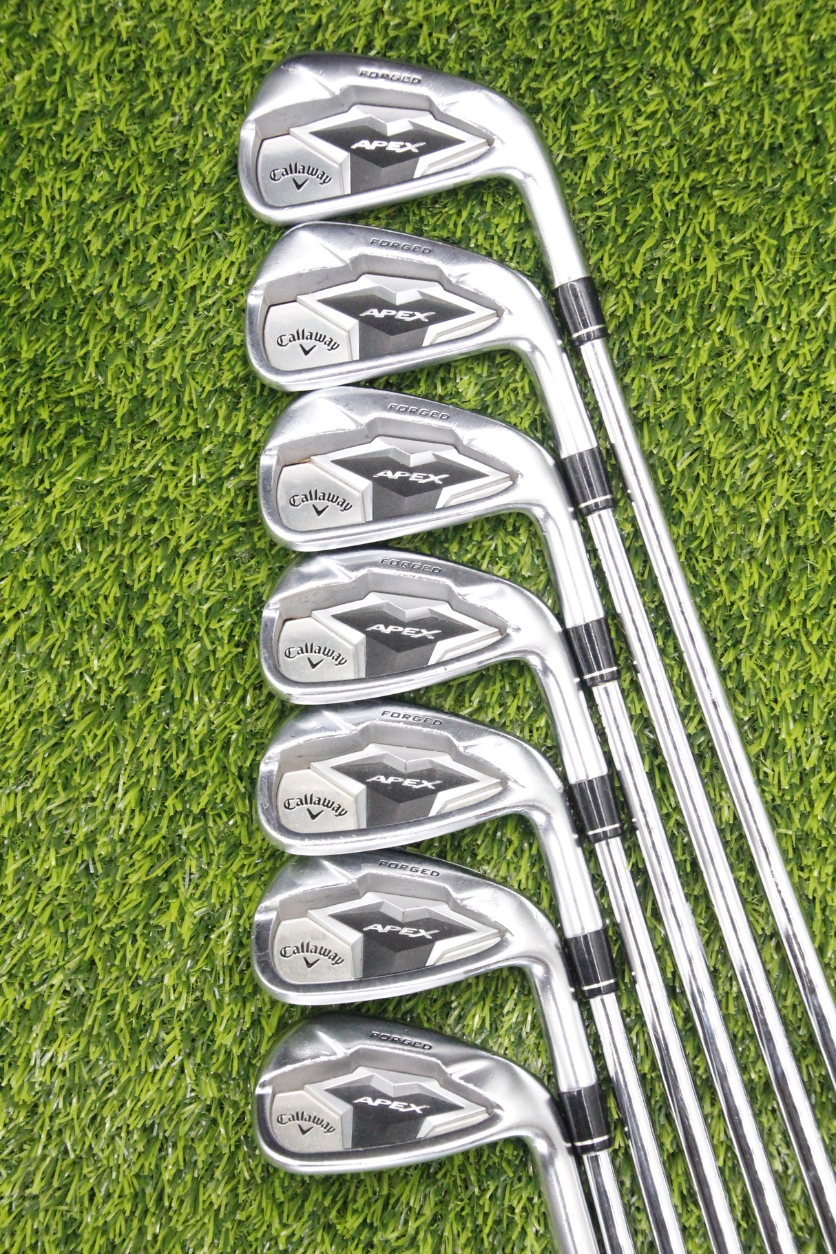 Callaway Apex 19 Iron Set 5-PW AW R Flex Std