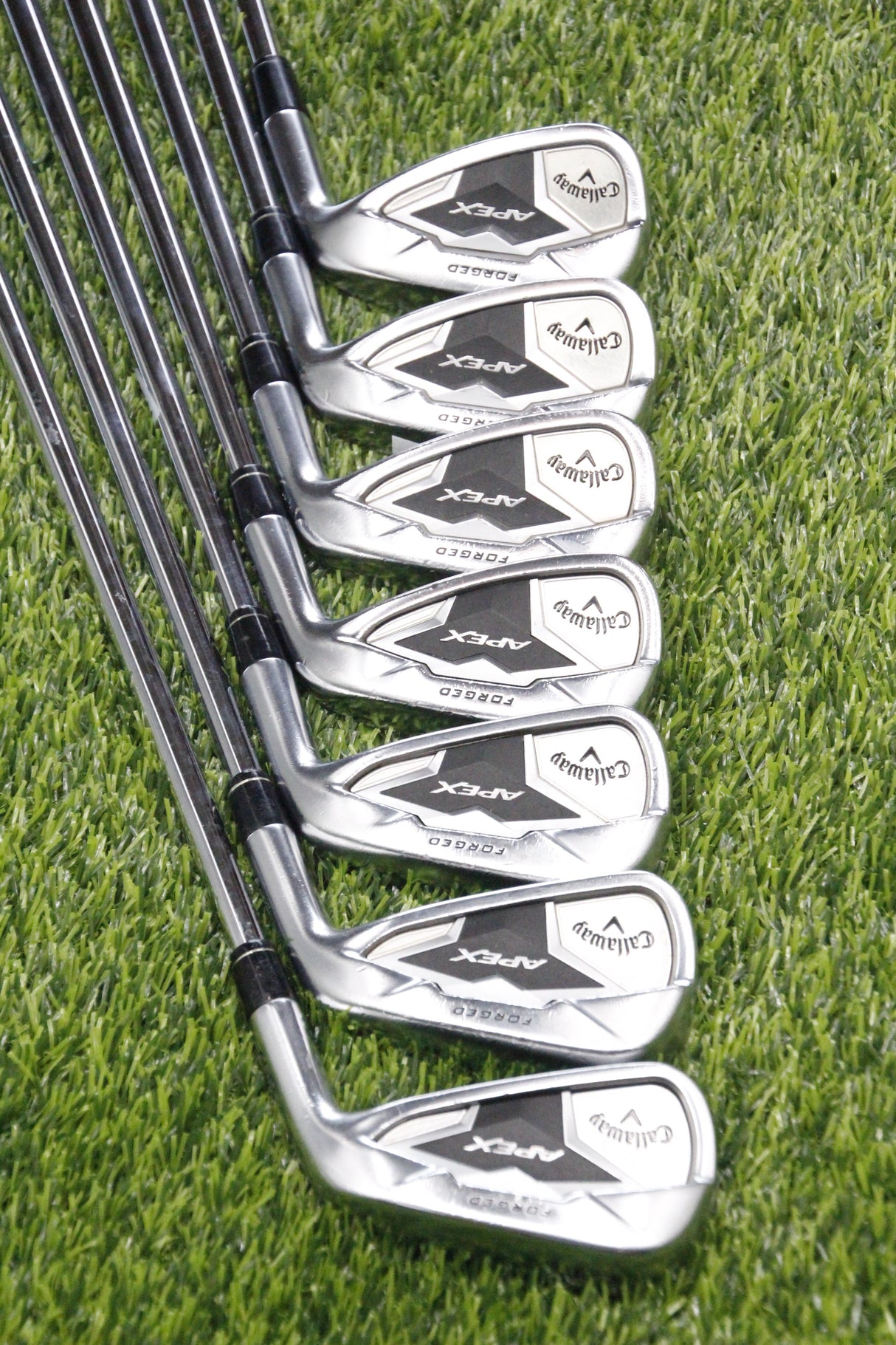Callaway Apex 19 Iron Set 5-PW AW R Flex Std