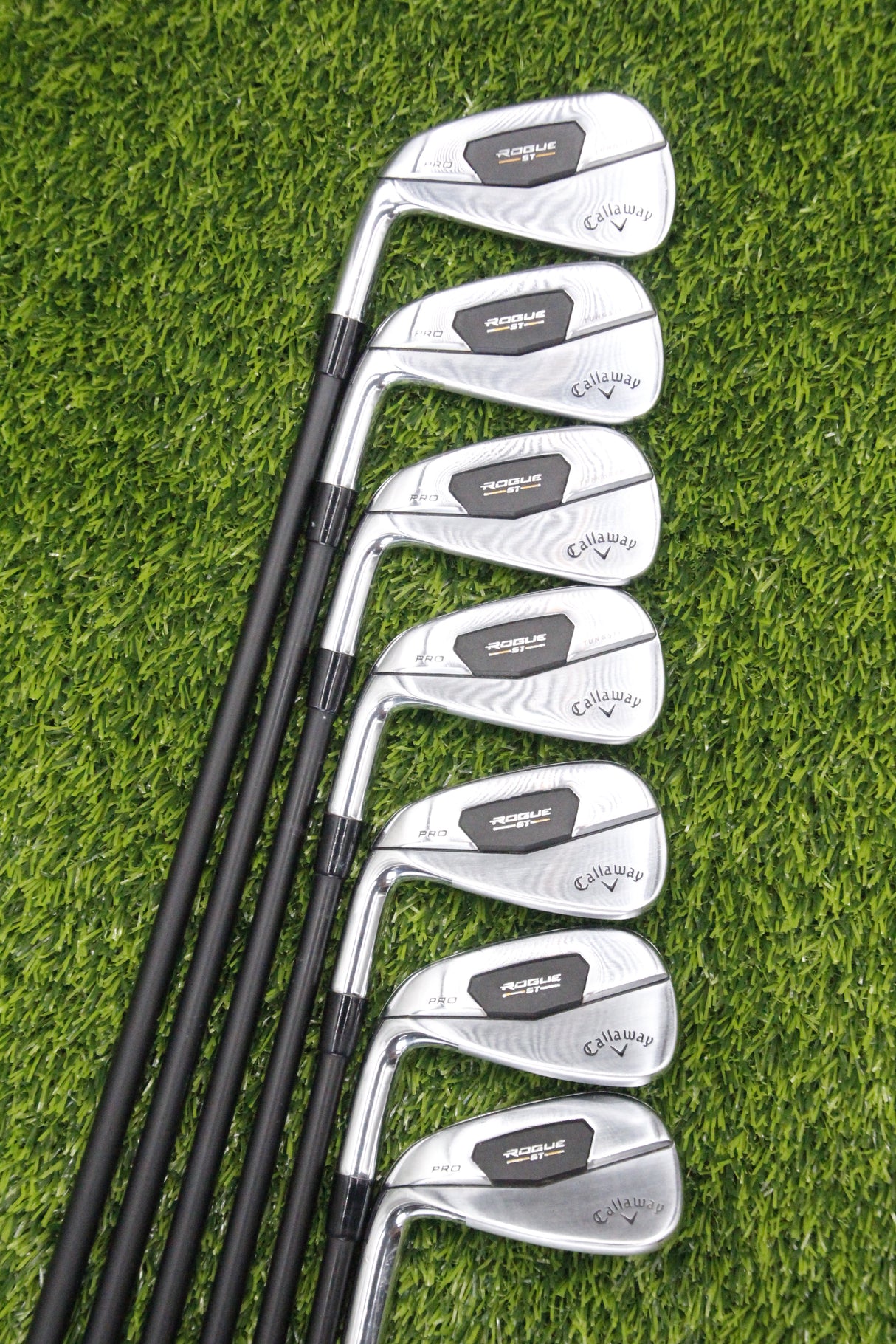 Callaway Rogue ST Pro Iron Set 4-PW R Flex -0.5"