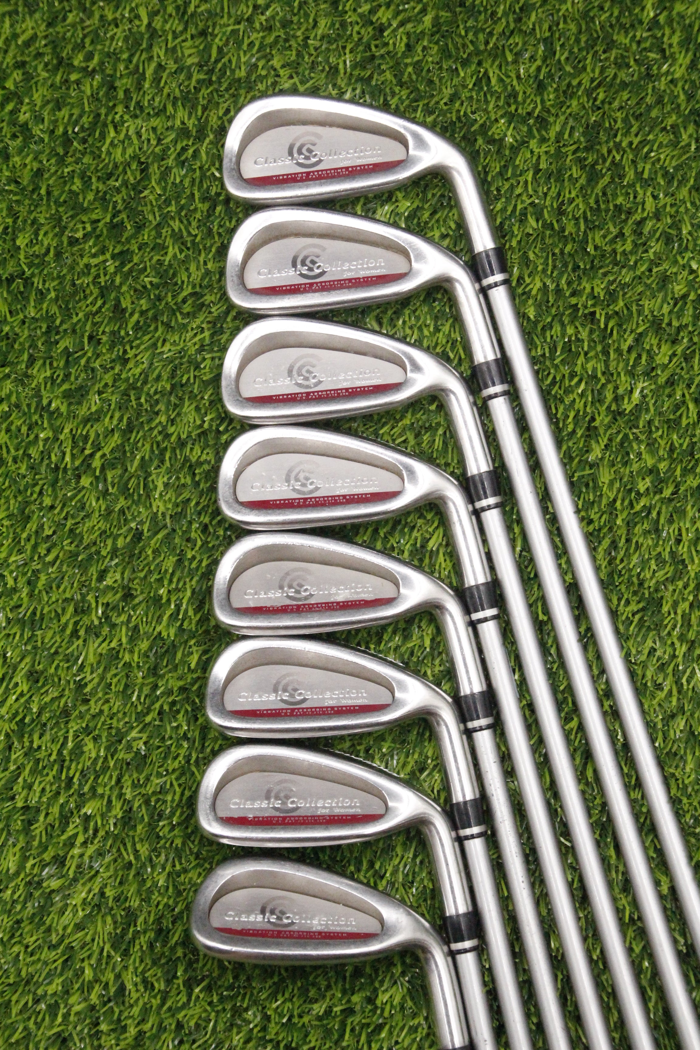 WOMEN Cleveland Classic Collection for Women Iron Set 4-PW SW L Flex -1.0"