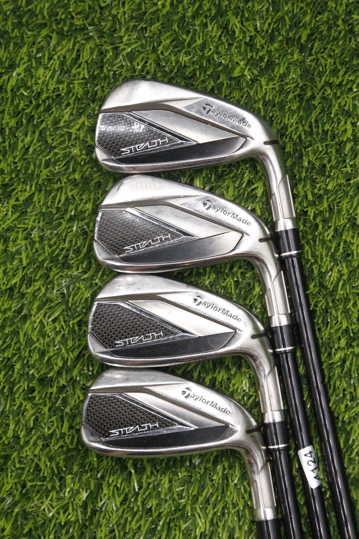 TaylorMade Stealth Iron Set 7-PW SR Flex -0.5"