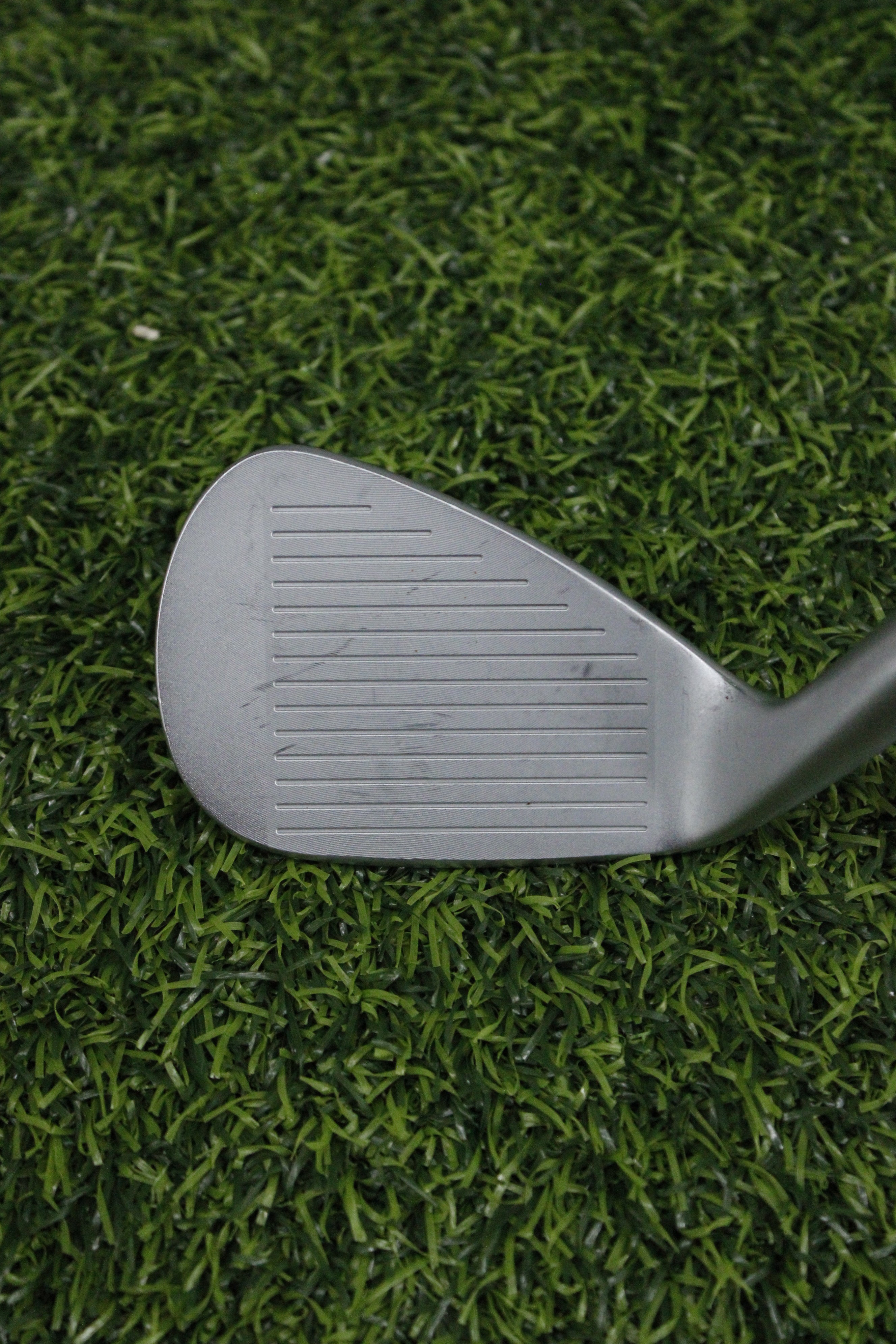 Mizuno T7 White Satin 52° GW Wedge Flex 35"