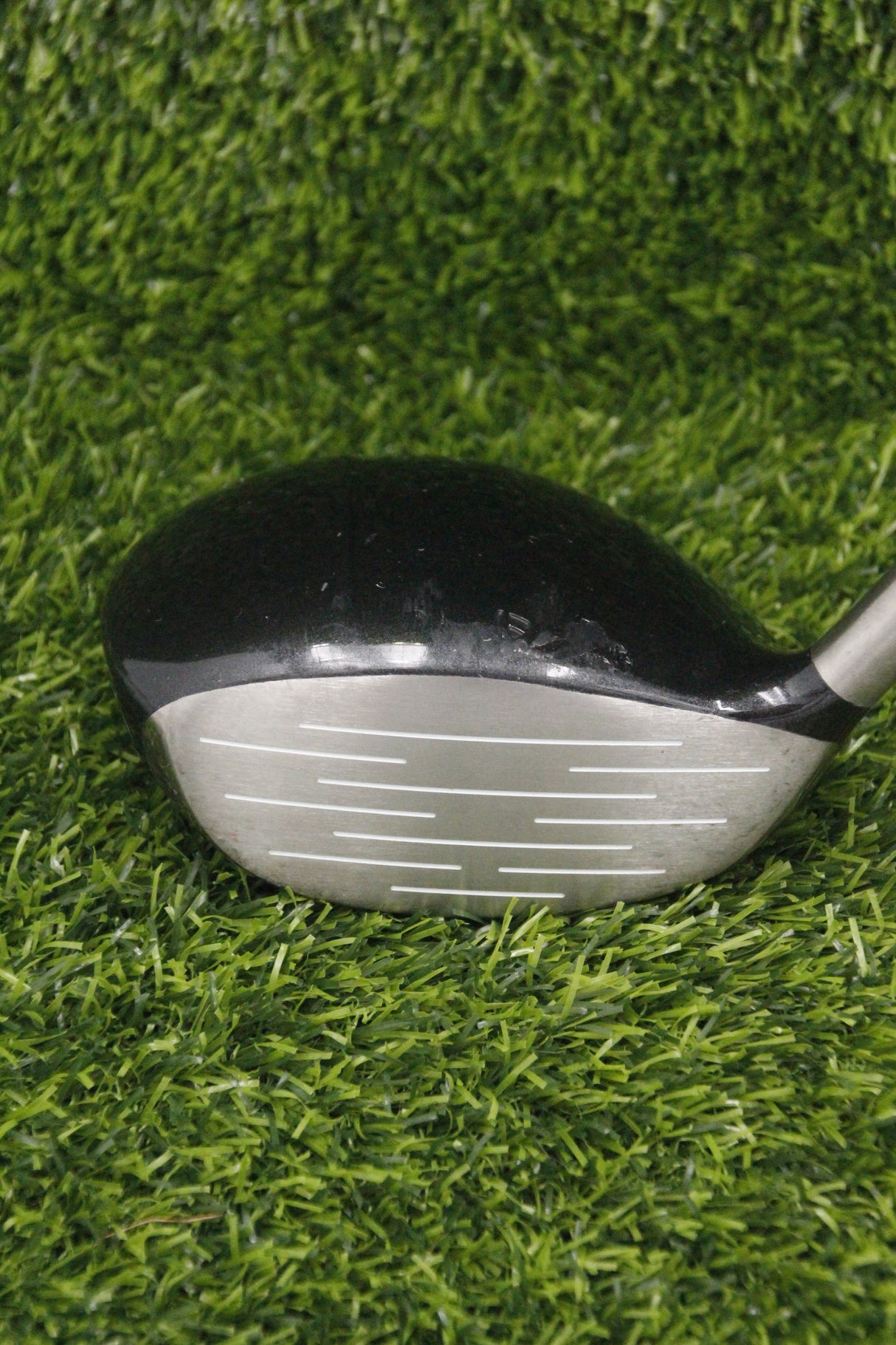 TaylorMade 320 Ti 10.5° Driver R Flex 45.75"
