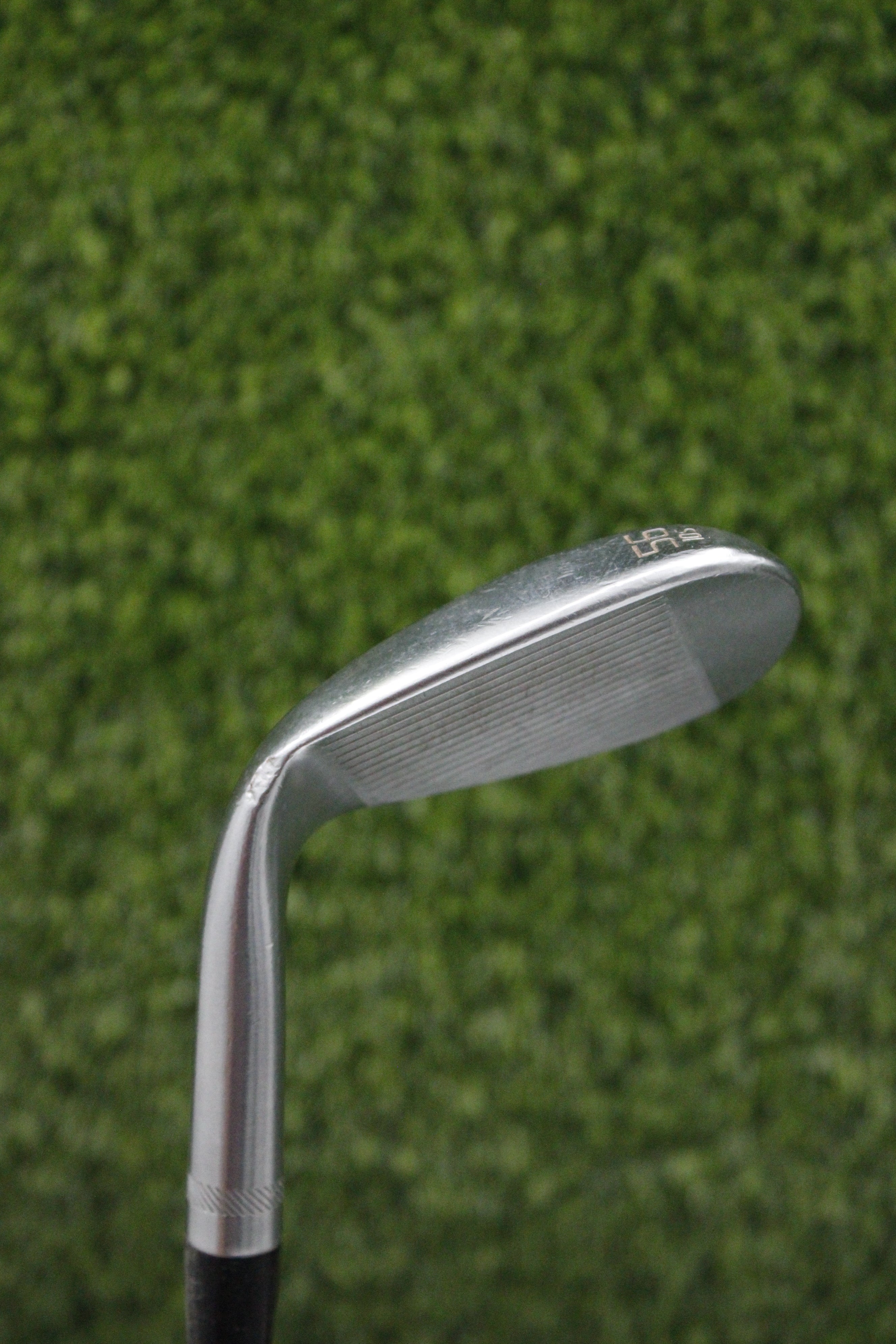Titleist Vokey SM9 Tour Chrome 56° SW Wedge Flex 35.25"