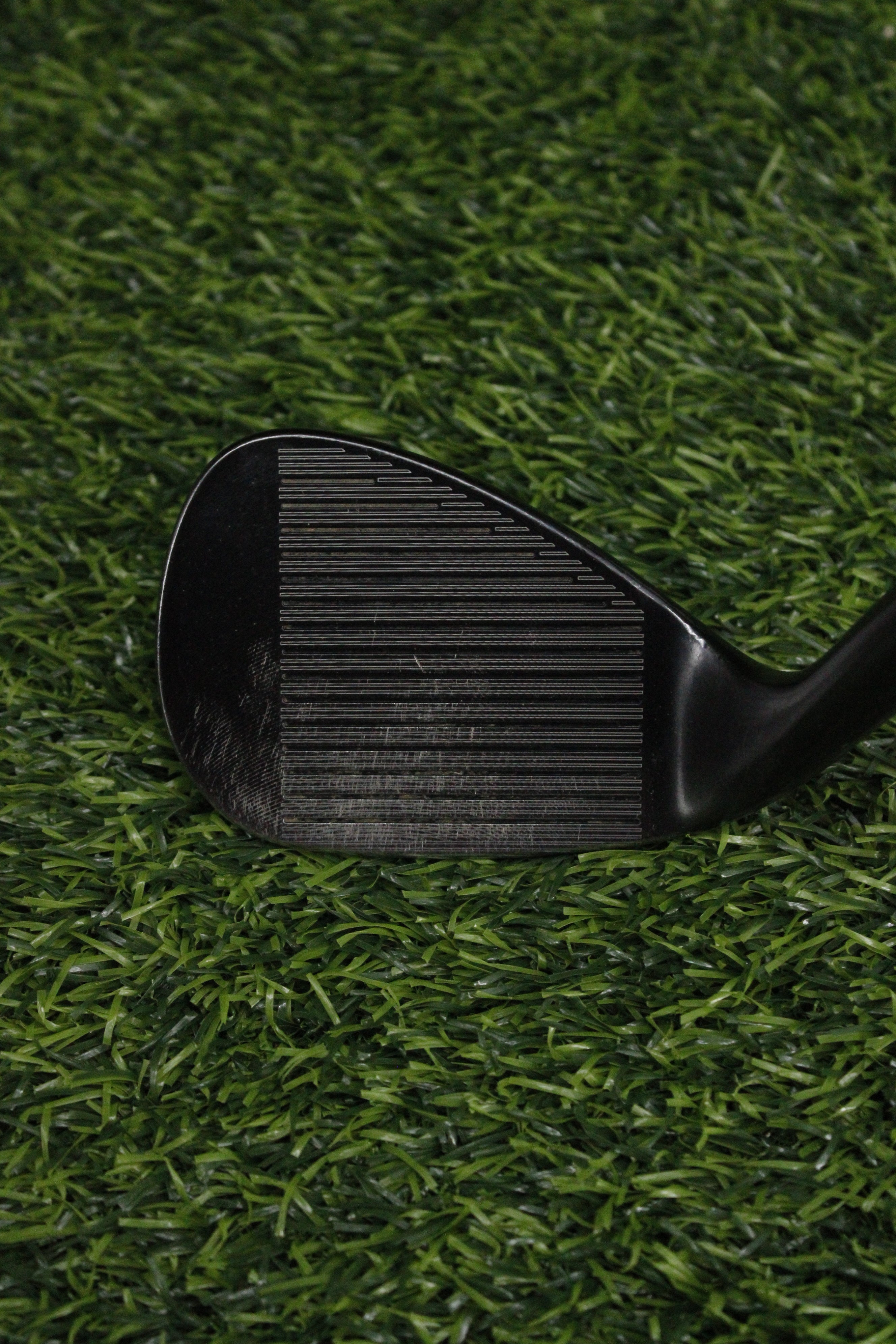 Cleveland 588 RTX CB Black Pearl 52° GW Wedge Flex 35"