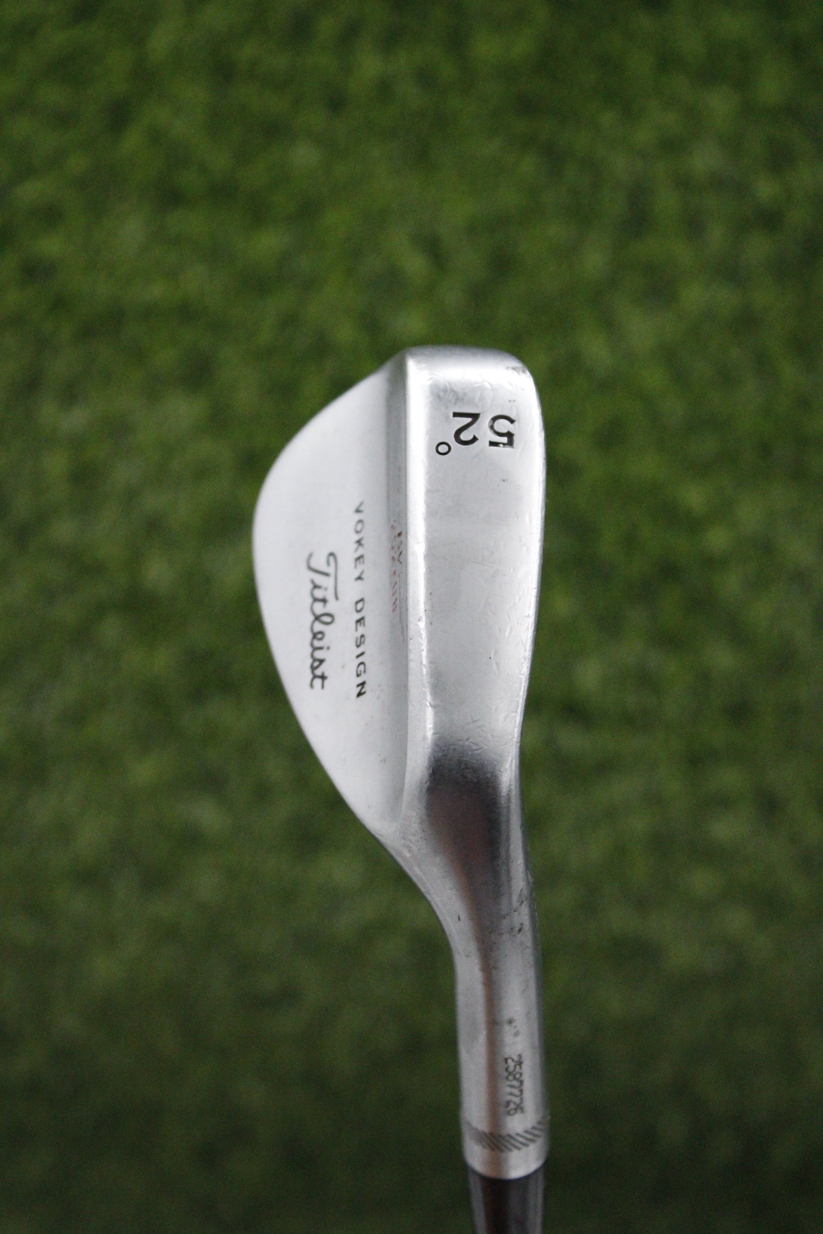 Titleist Vokey Chrome 200 52° GW Wedge Flex 35"