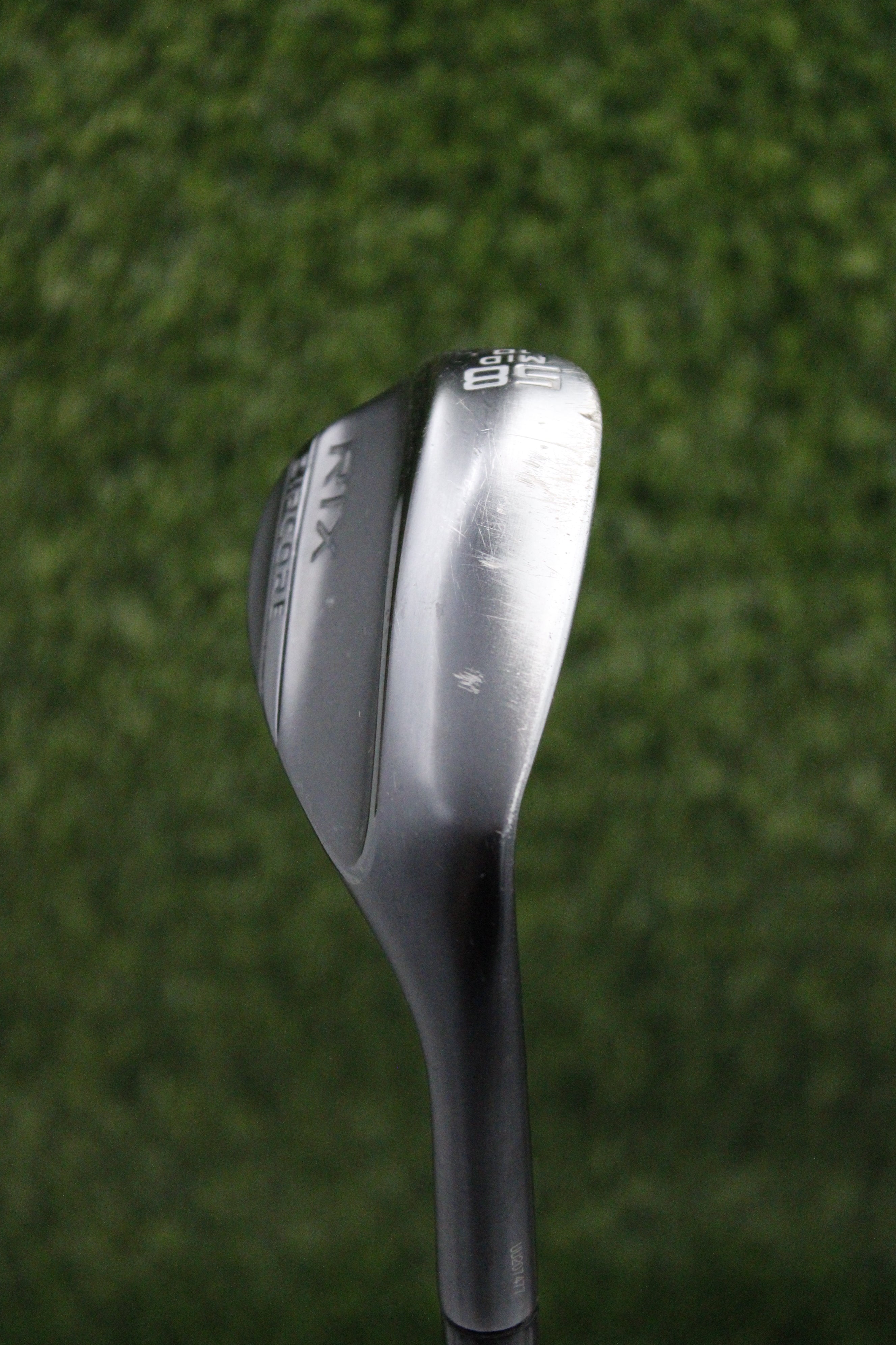 Cleveland RTX Zipcore Black Satin 58 LW Wedge Flex 35"
