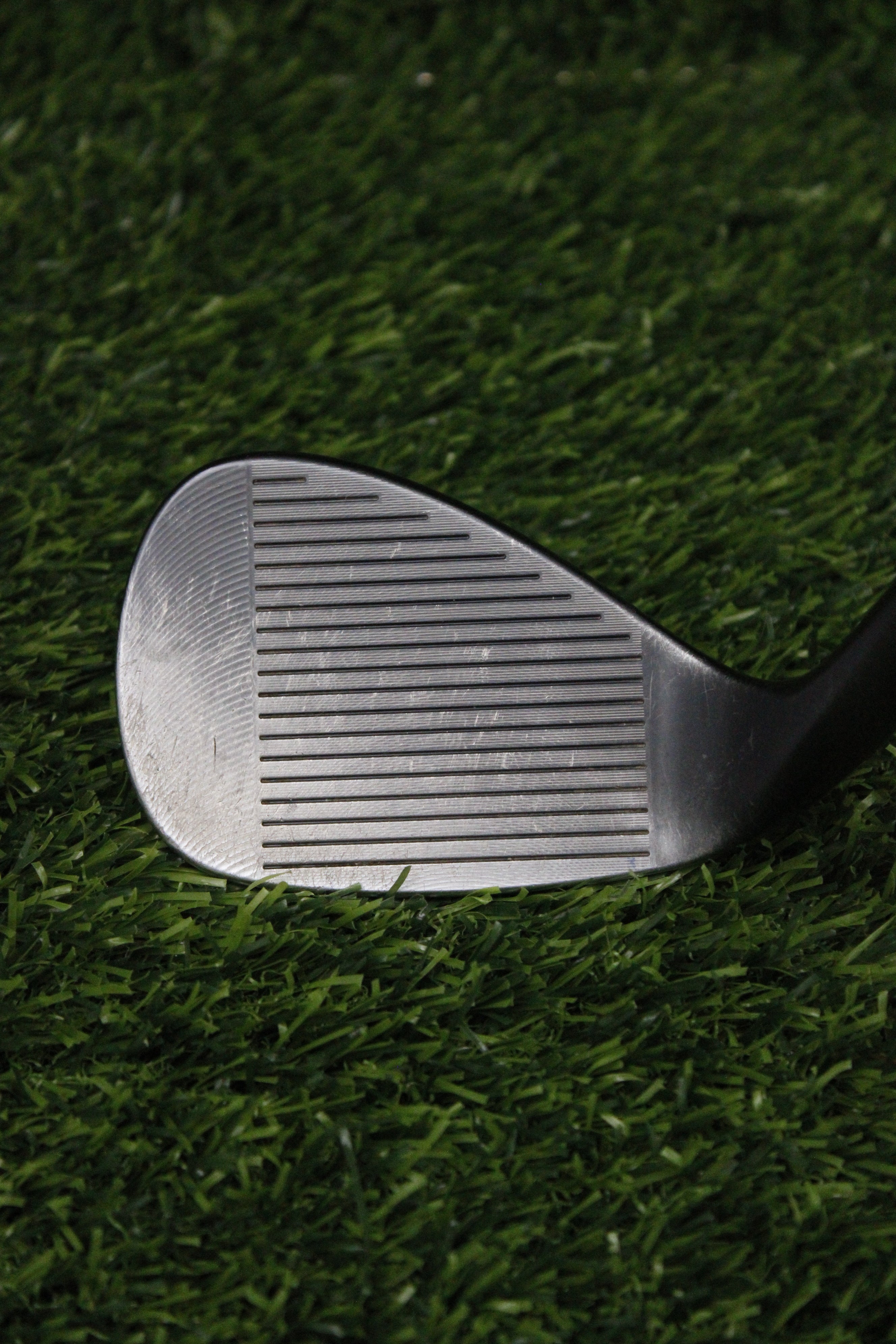 Cleveland RTX Zipcore Black Satin 58 LW Wedge Flex 35"