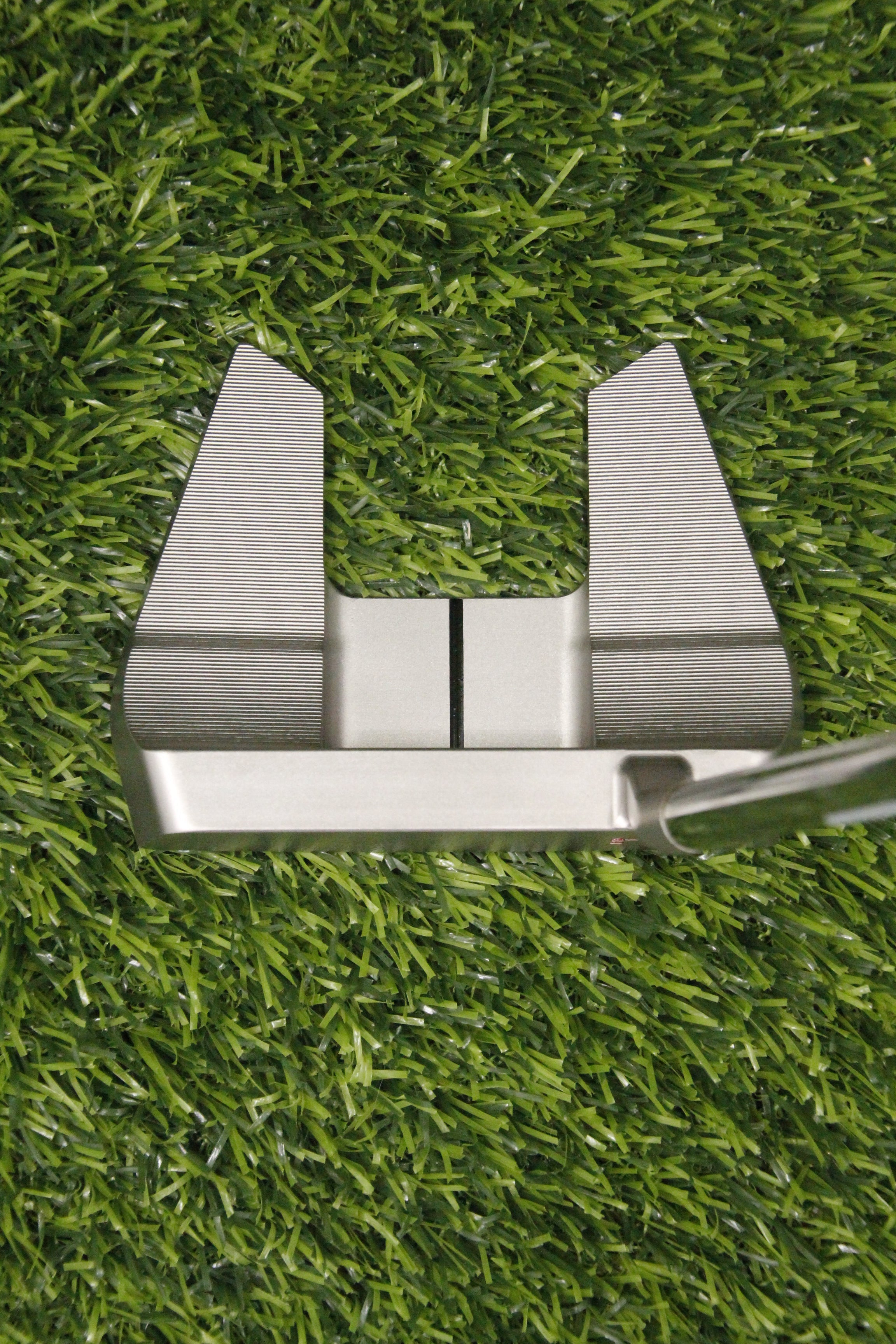 NEW Never Compromise Reserve 4 Tour Satin Putter 35" w/ HC