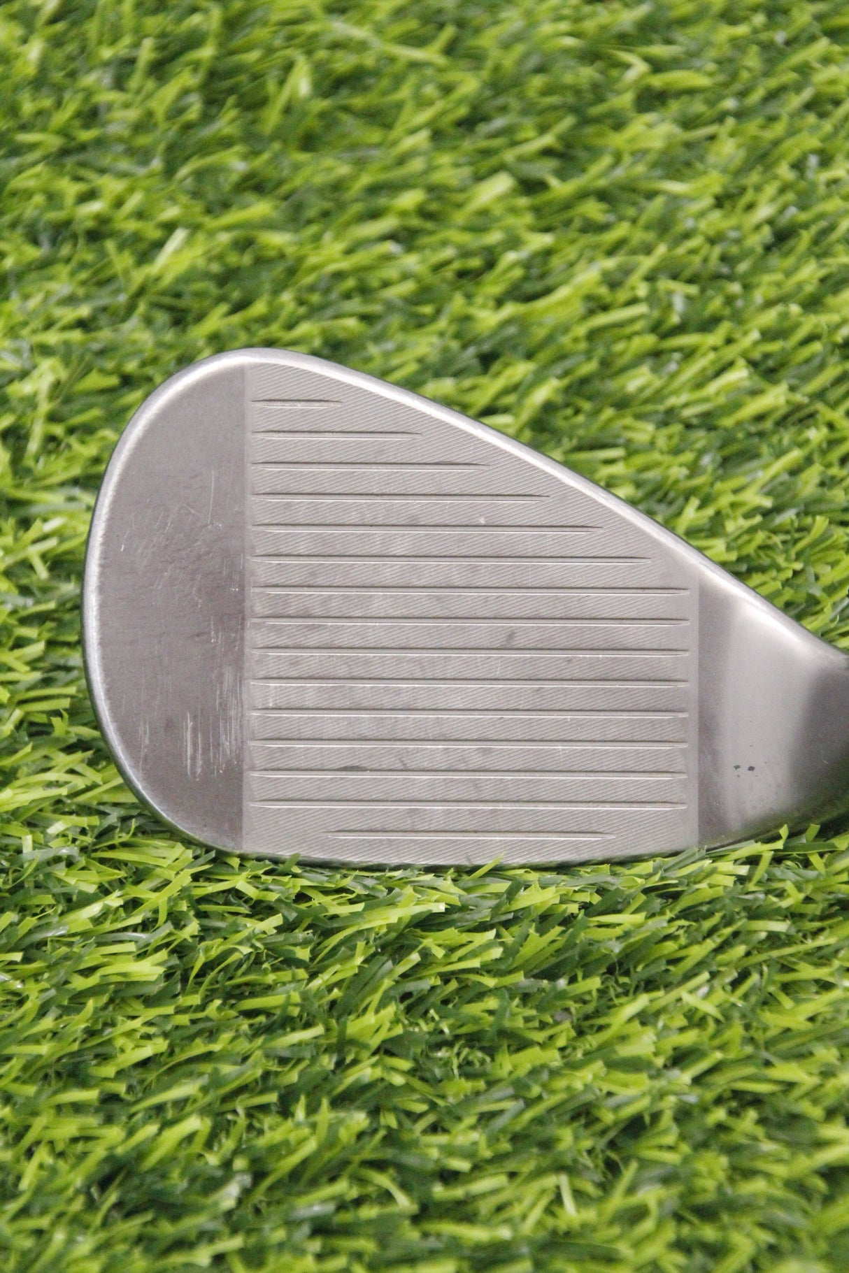 Callaway Jaws MD5 Tour Grey 52° GW S Flex 35.25"