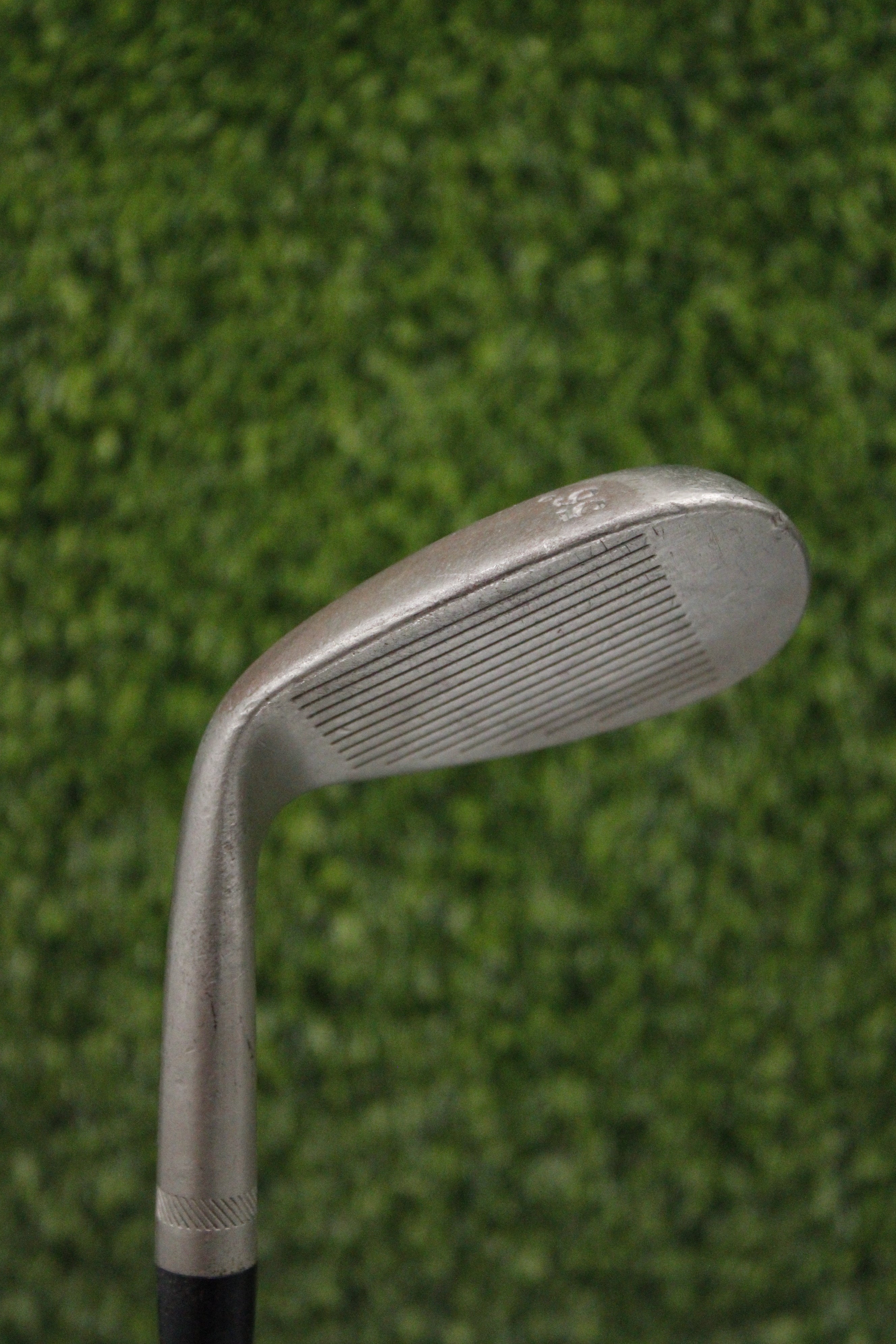 Titleist Vokey Chrome 200 56° SW R Flex 35.75"