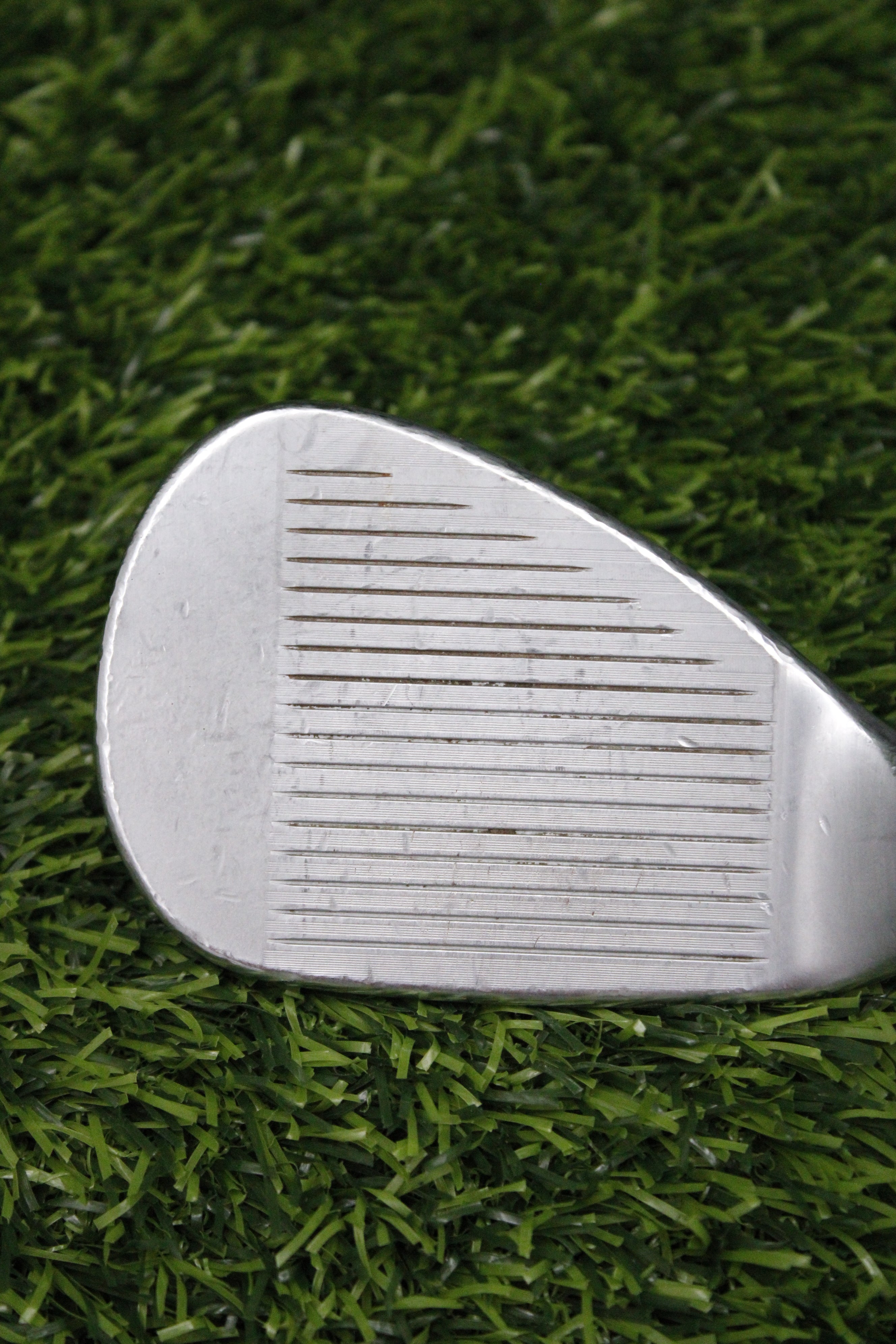 Titleist Vokey SM10 Tour Chrome 54° SW Wedge Flex 35"