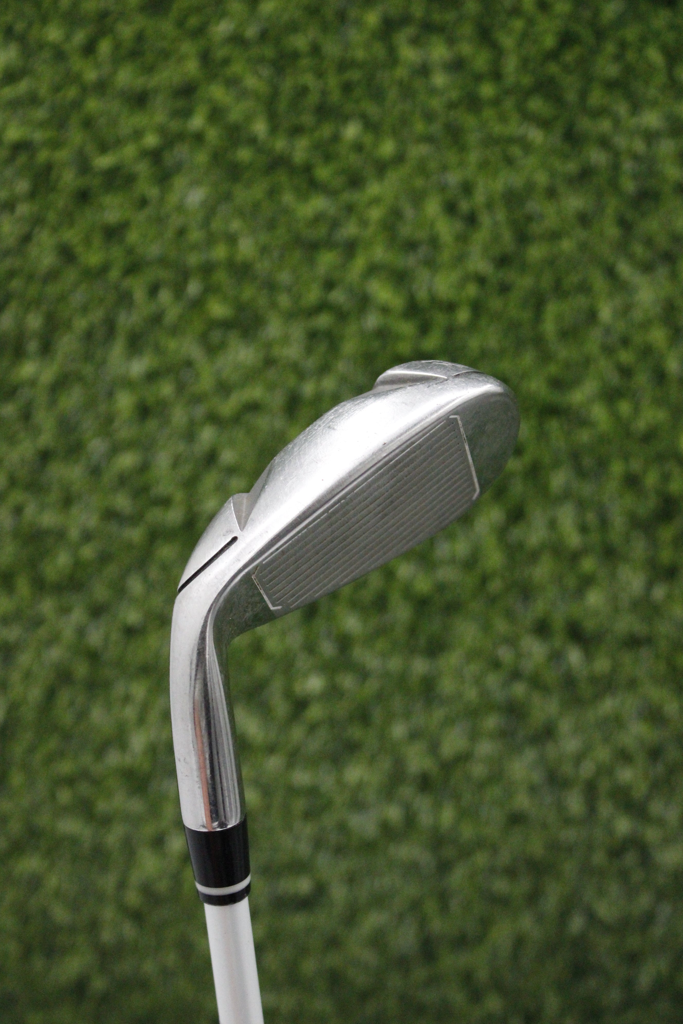 WOMEN Nike Sasquatch Machspeed 8 Iron L Flex 35.5"