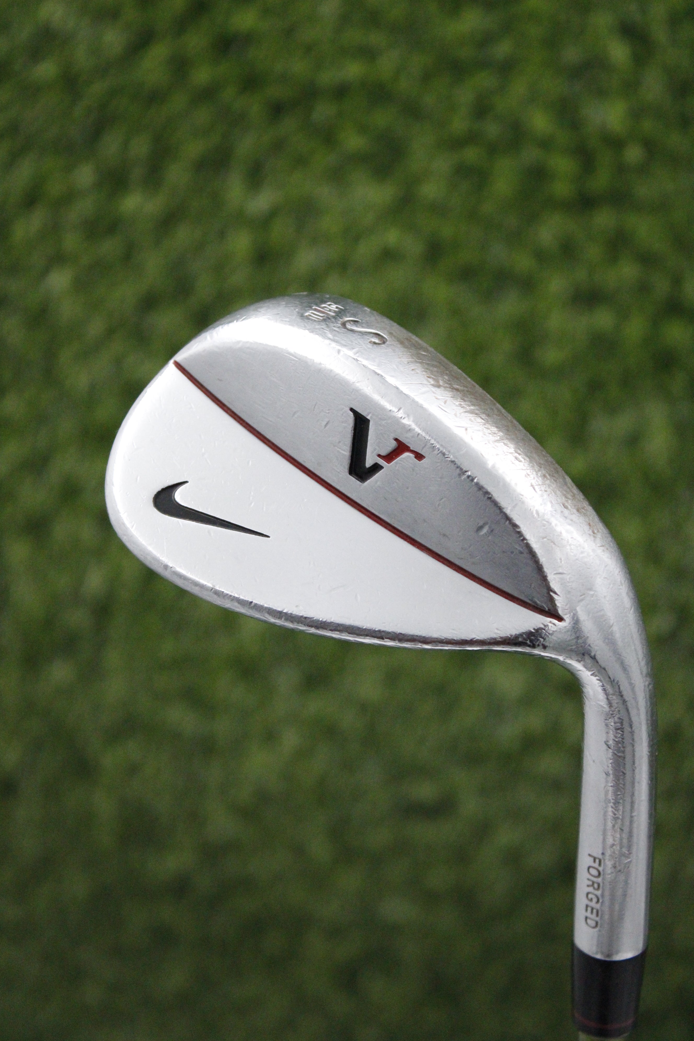 Nike Victory Red Forged Chrome 56° SW S Flex 35.75"