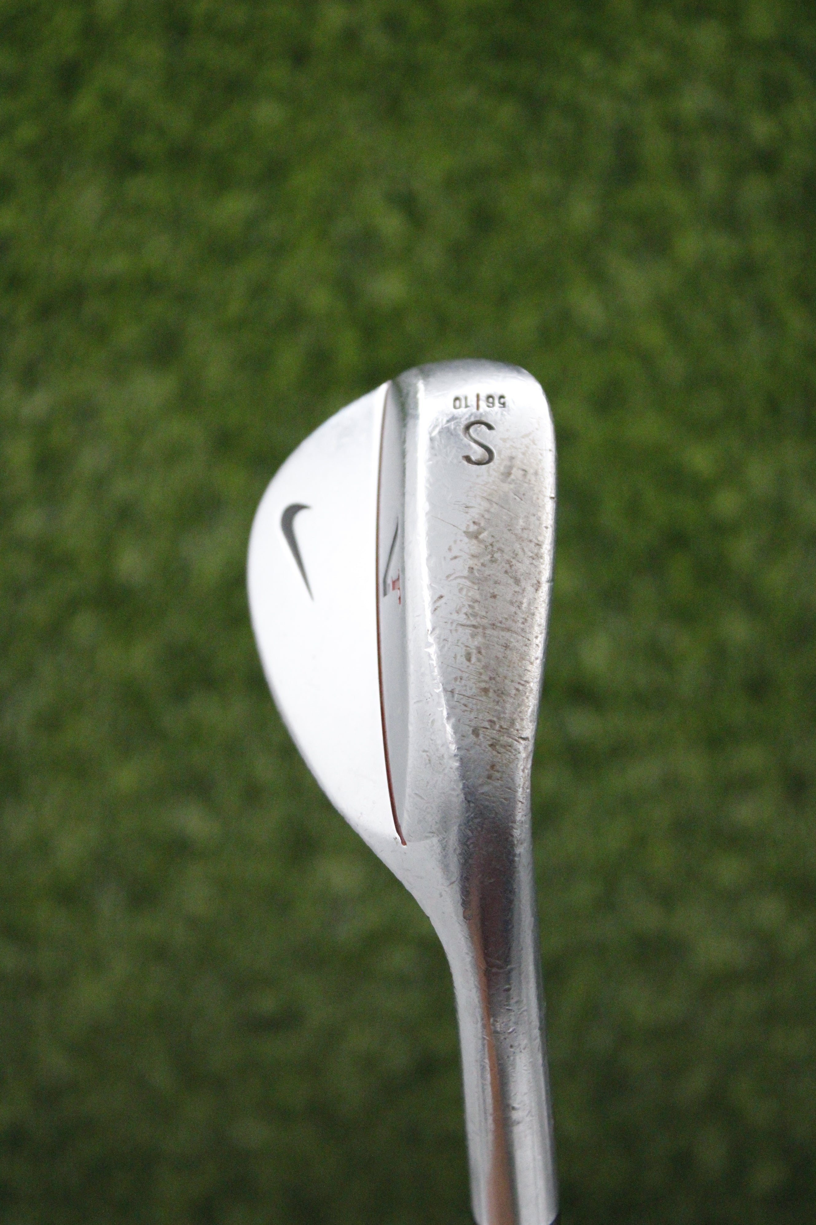 Nike Victory Red Forged Chrome 56° SW S Flex 35.75"