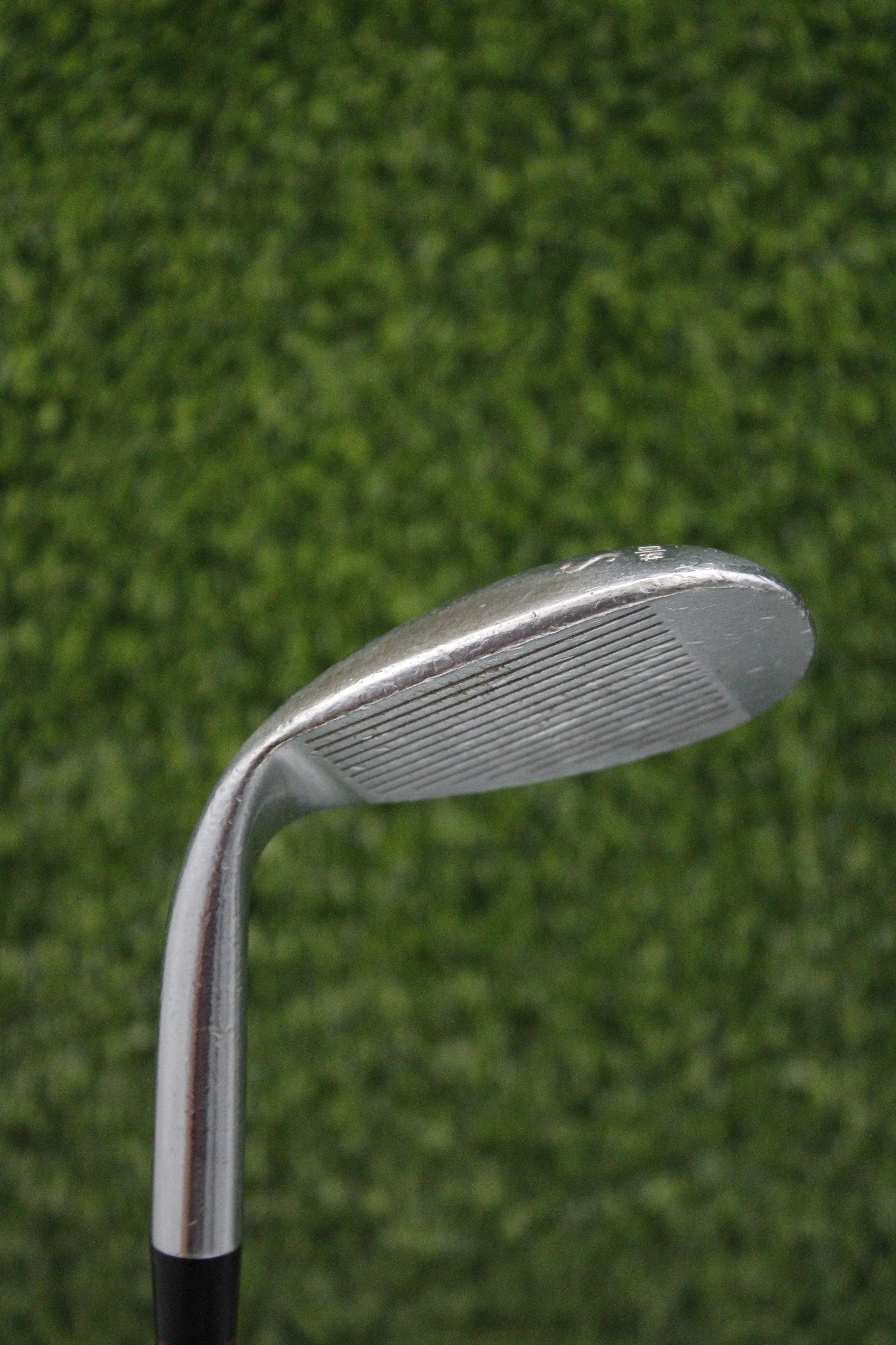 Nike Victory Red Forged Chrome 56° SW S Flex 35.75"