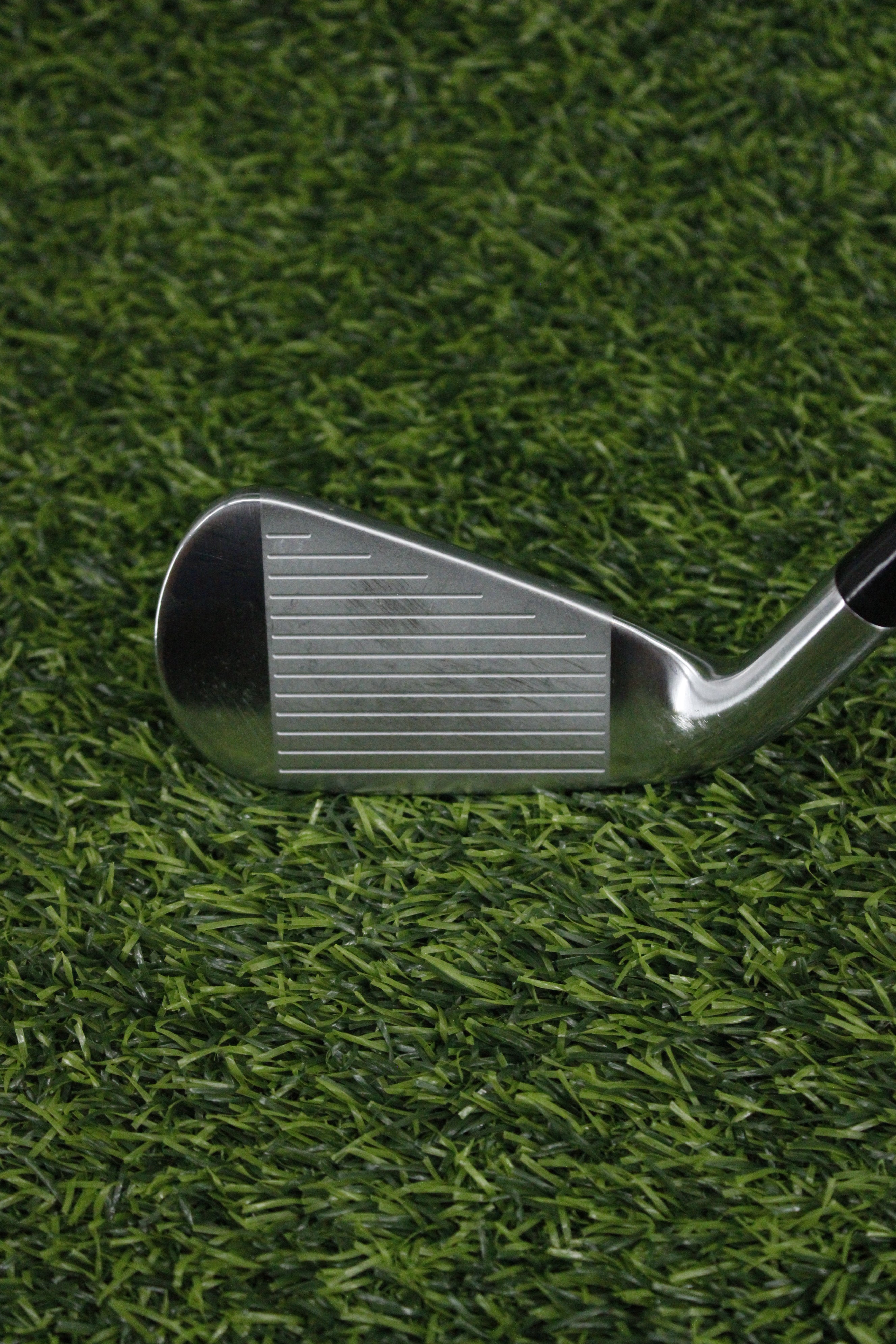 Titleist T300 6 Iron S Flex 37"