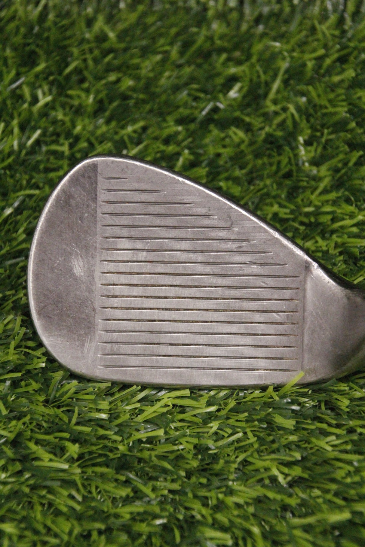 Titleist Vokey SM9 Brushed Steel 52° GW Wedge Flex 35.75"