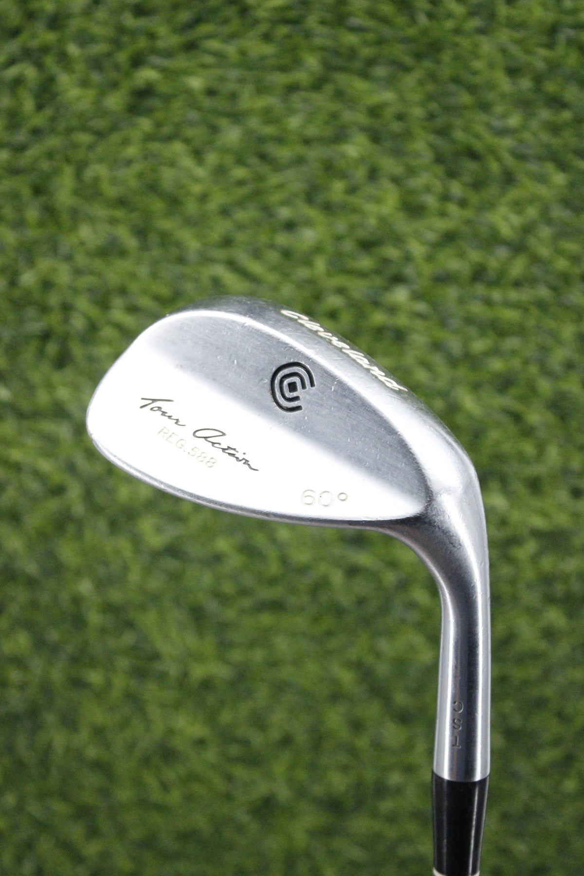 Cleveland 588 Chrome 60° LW Wedge Flex 34.75"