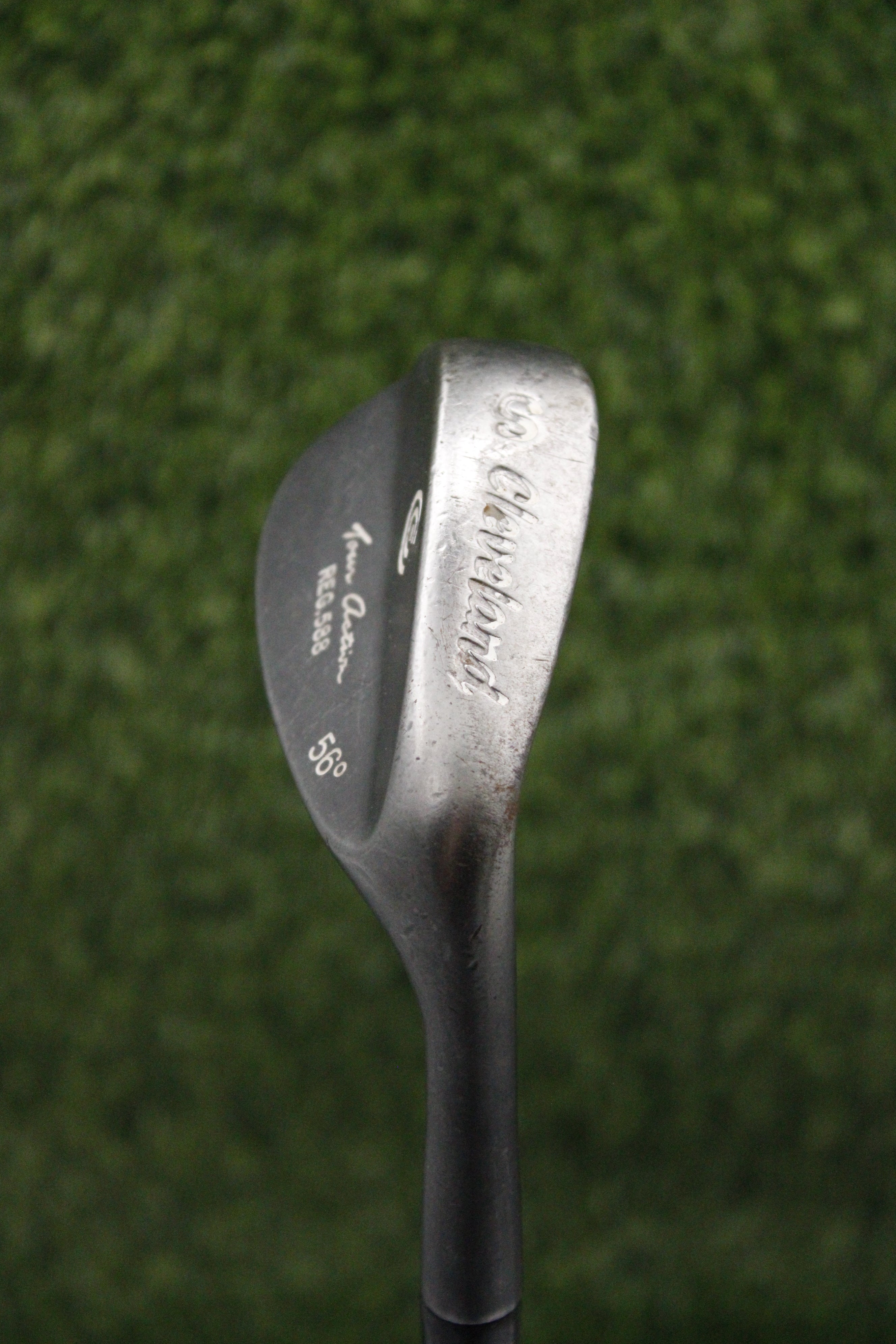 Cleveland 588 RTX Black Pearl 56° SW Wedge Flex 35"