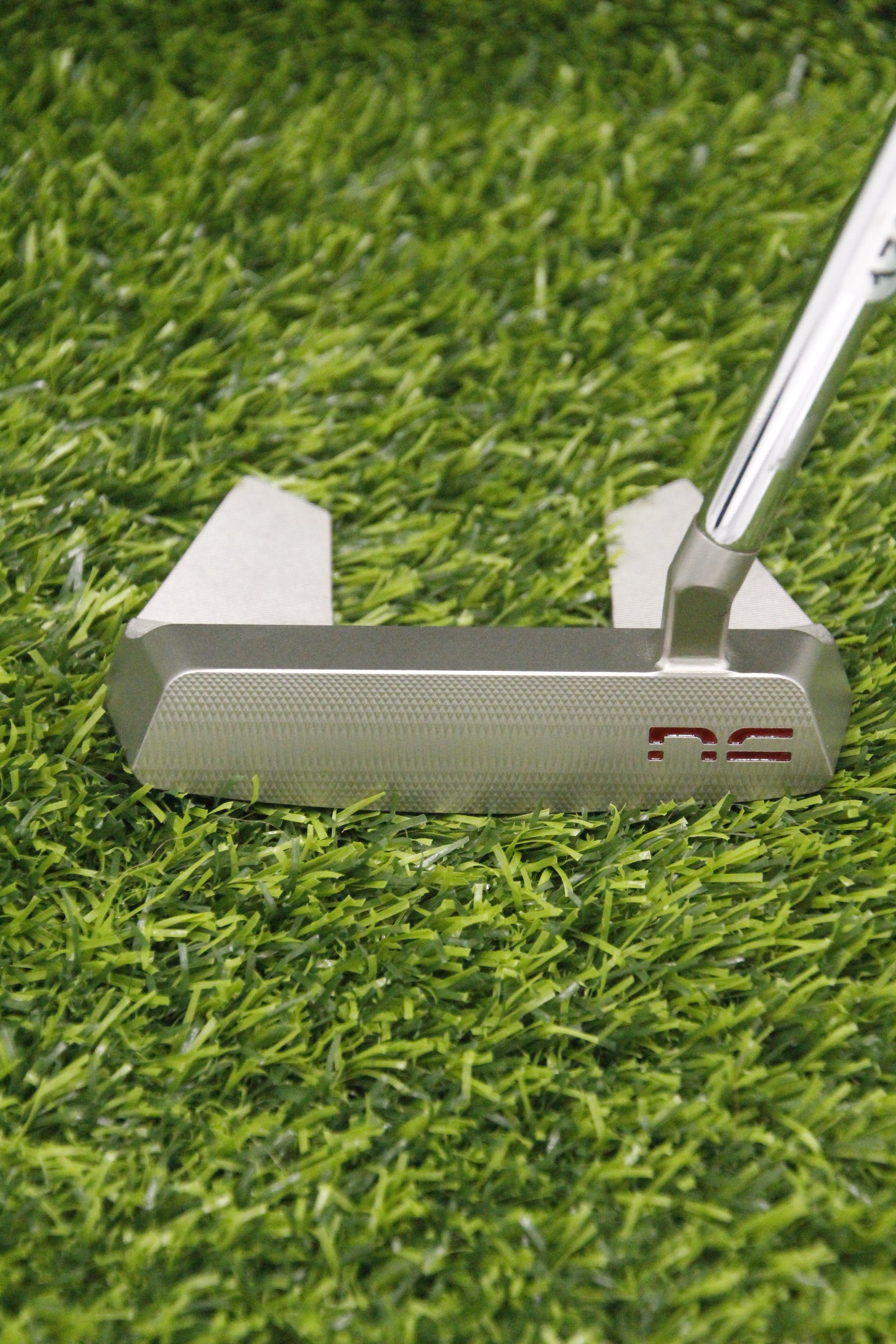 NEW Never Compromise Reserve 4 Tour Satin Putter w/ HC