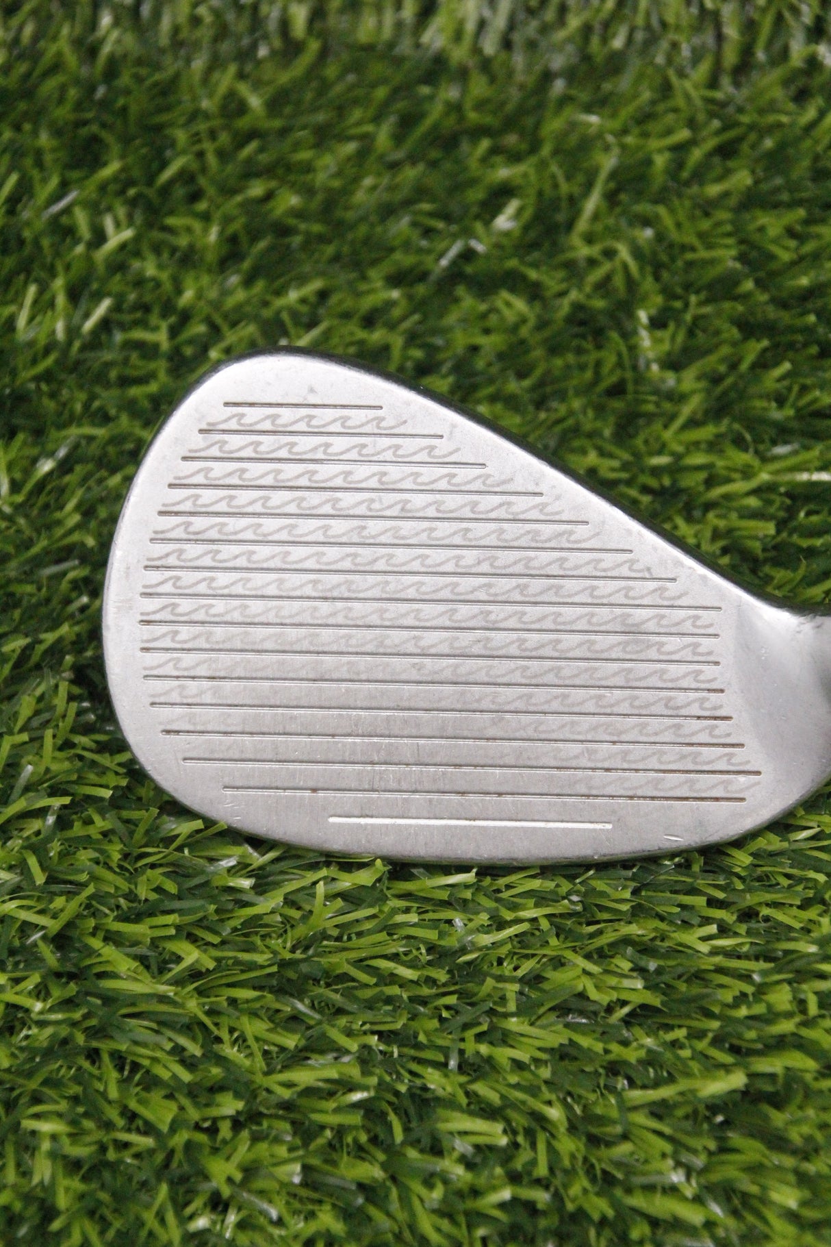 F2 Wave Series 56° SW Wedge Flex 35.5"