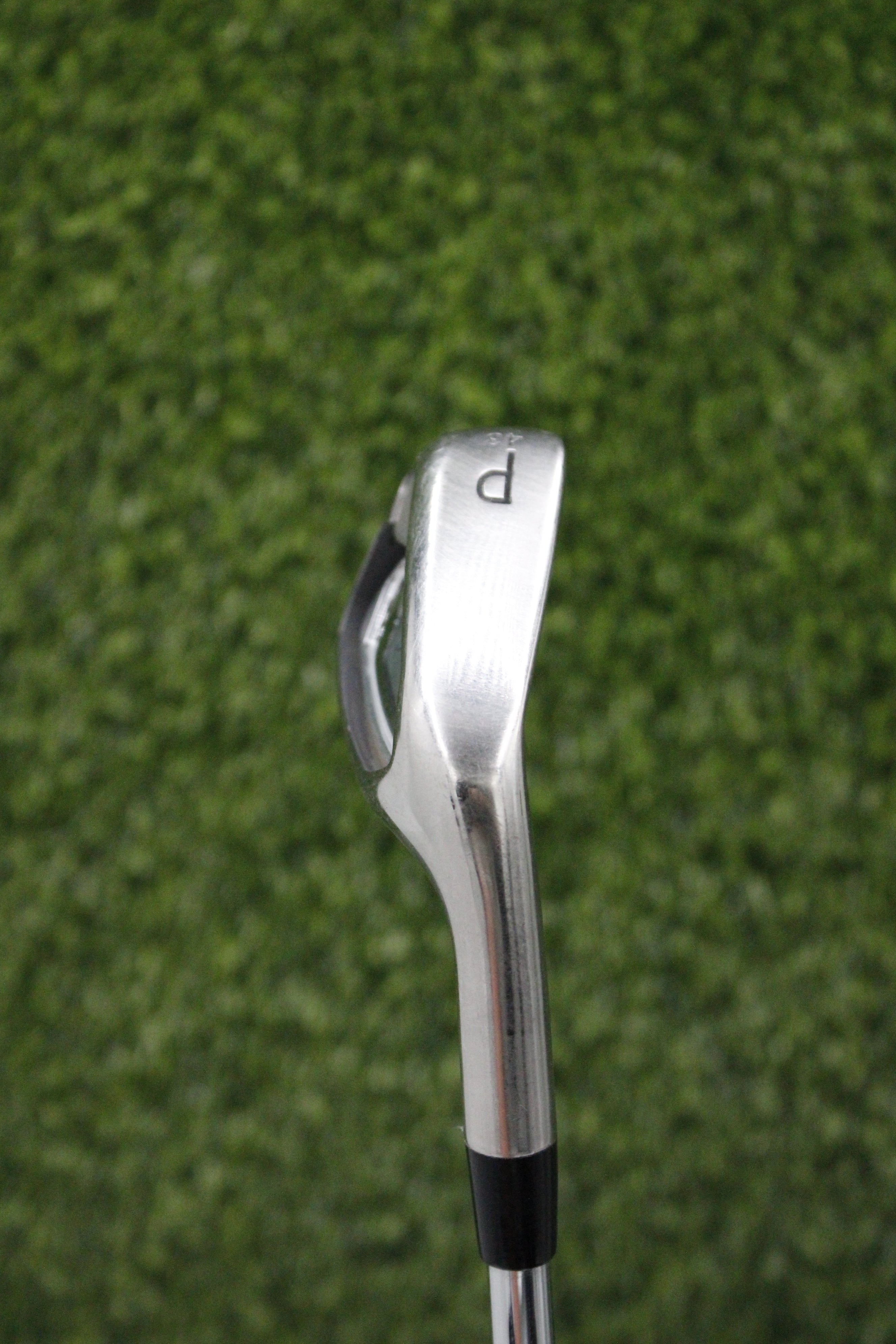 Titleist T300 PW R Flex 35.75"