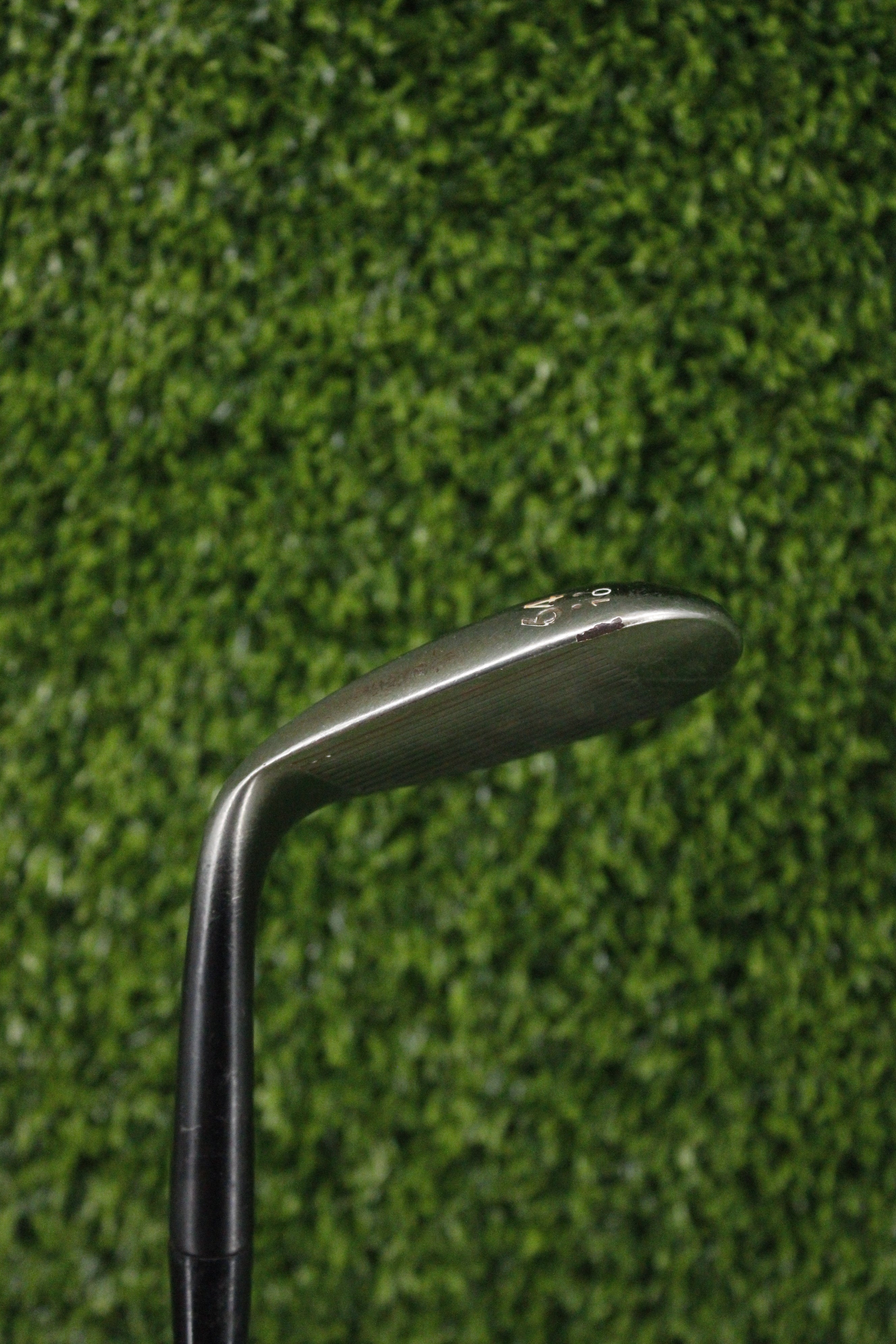 Cleveland 588 RTX 2.0 Black Satin 64° LW Wedge Flex 37"