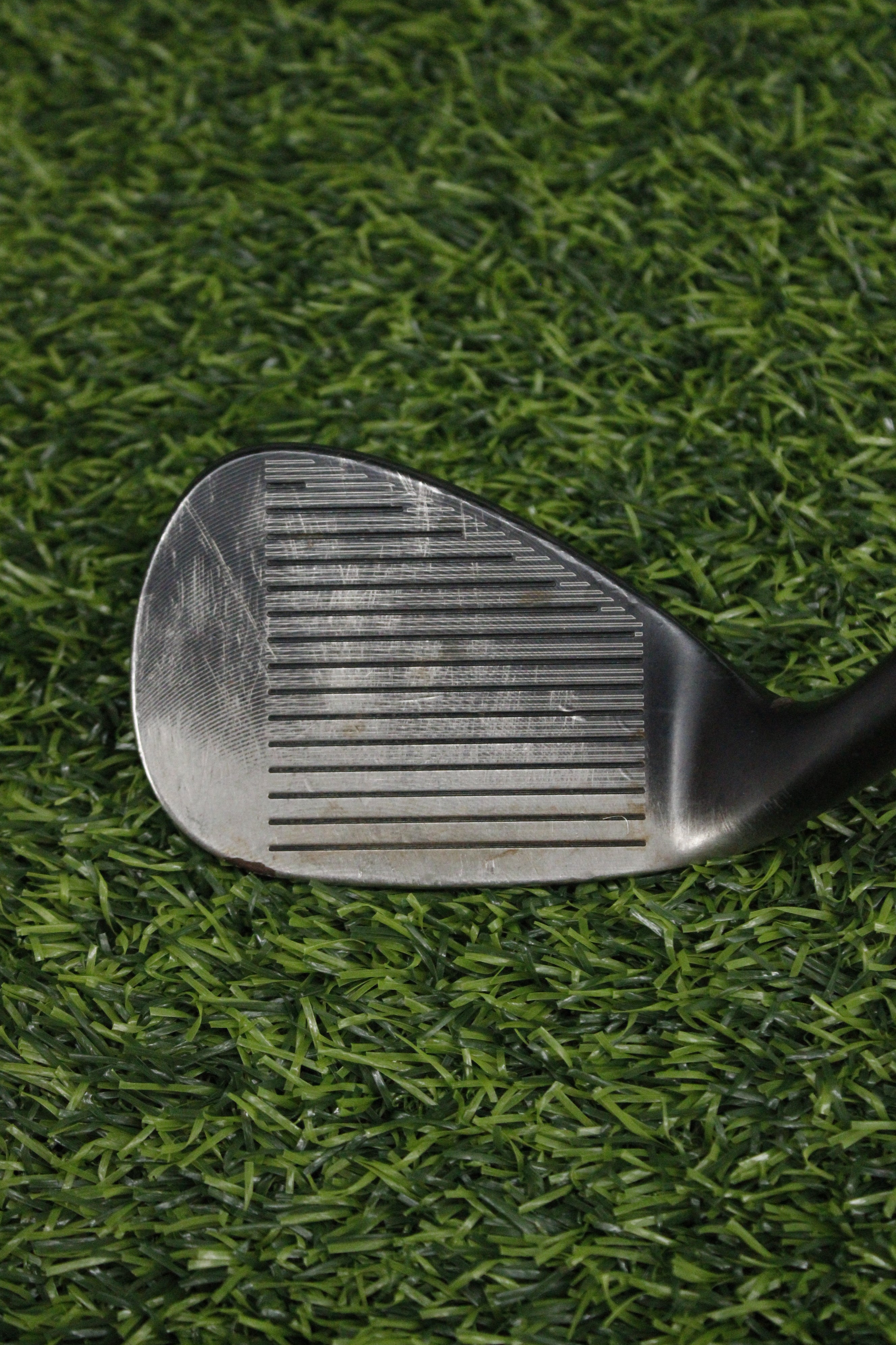 Cleveland 588 RTX 2.0 Black Satin 64° LW Wedge Flex 37"