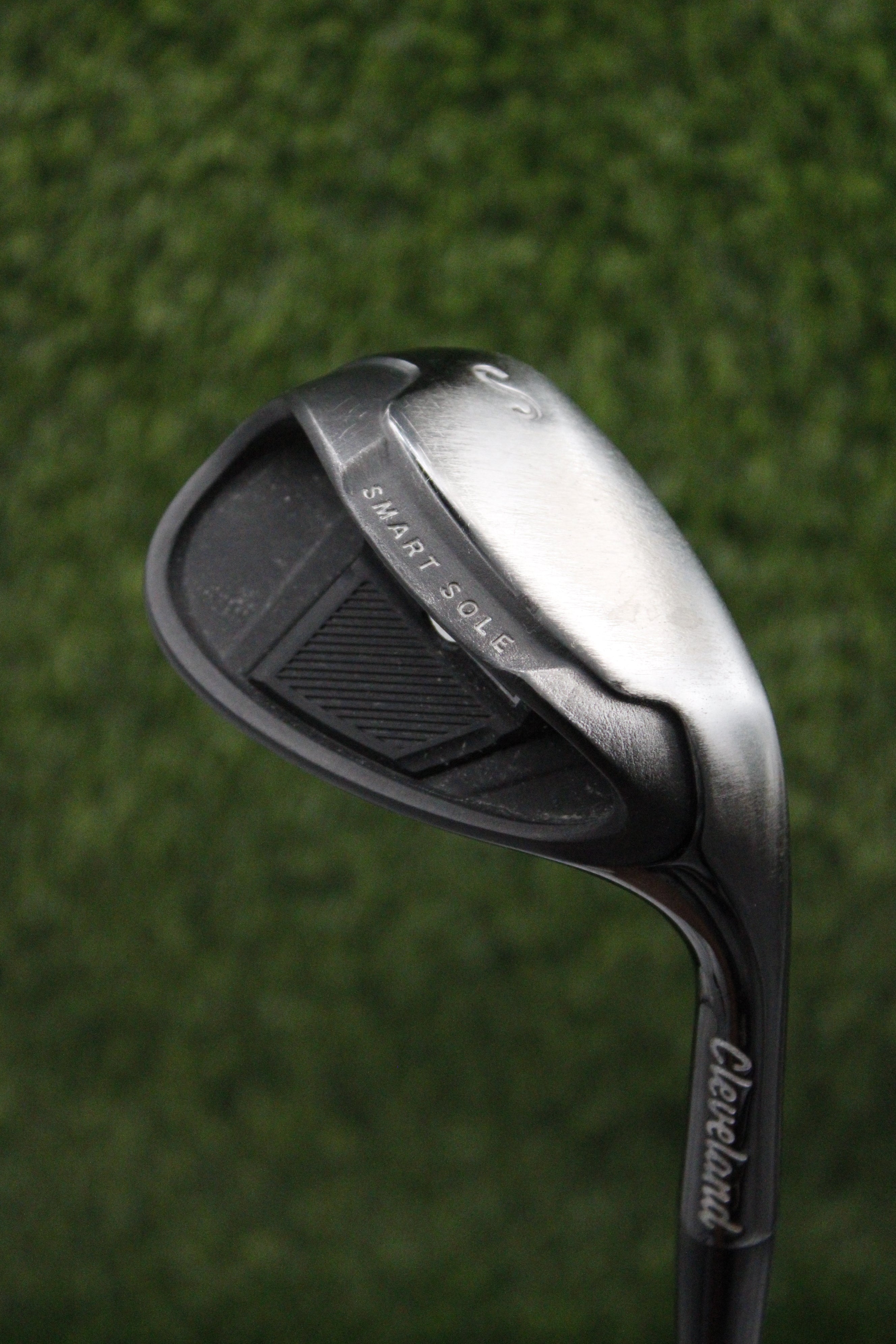 Cleveland Smart Sole Black Satin Chipper Wedge Flex 35"