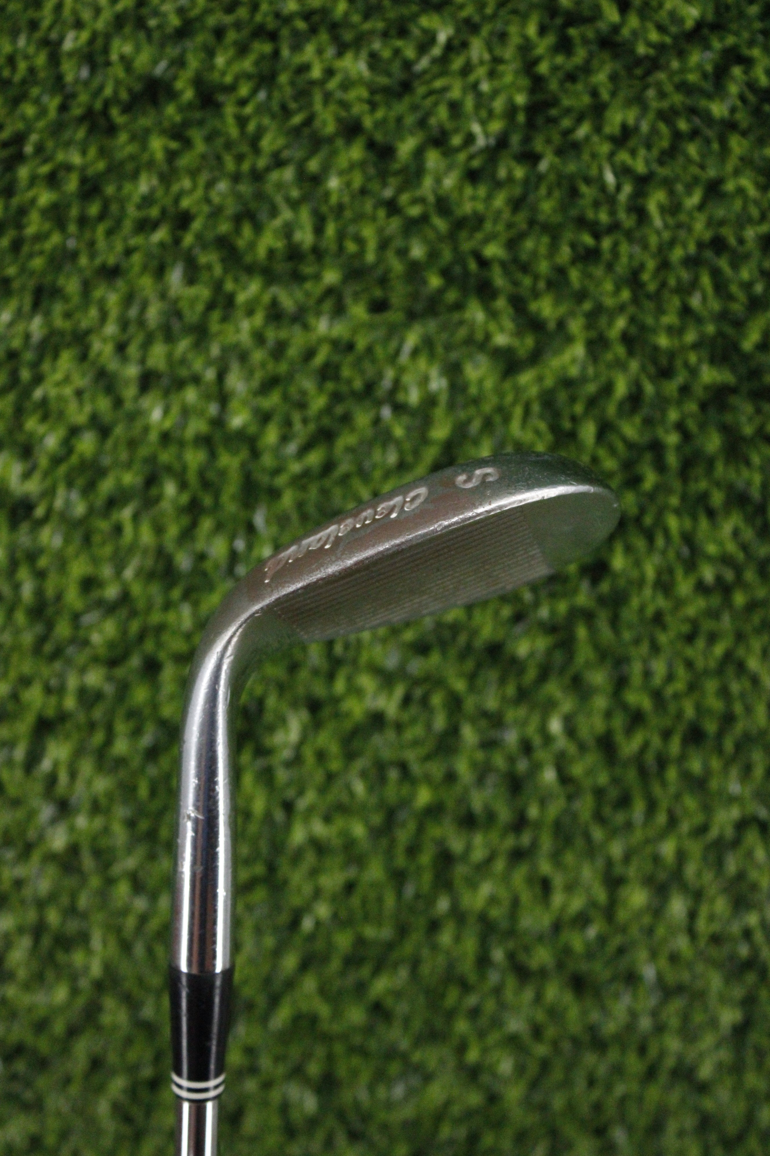 Cleveland 588 Chrome 57° SW Wedge Flex 35"