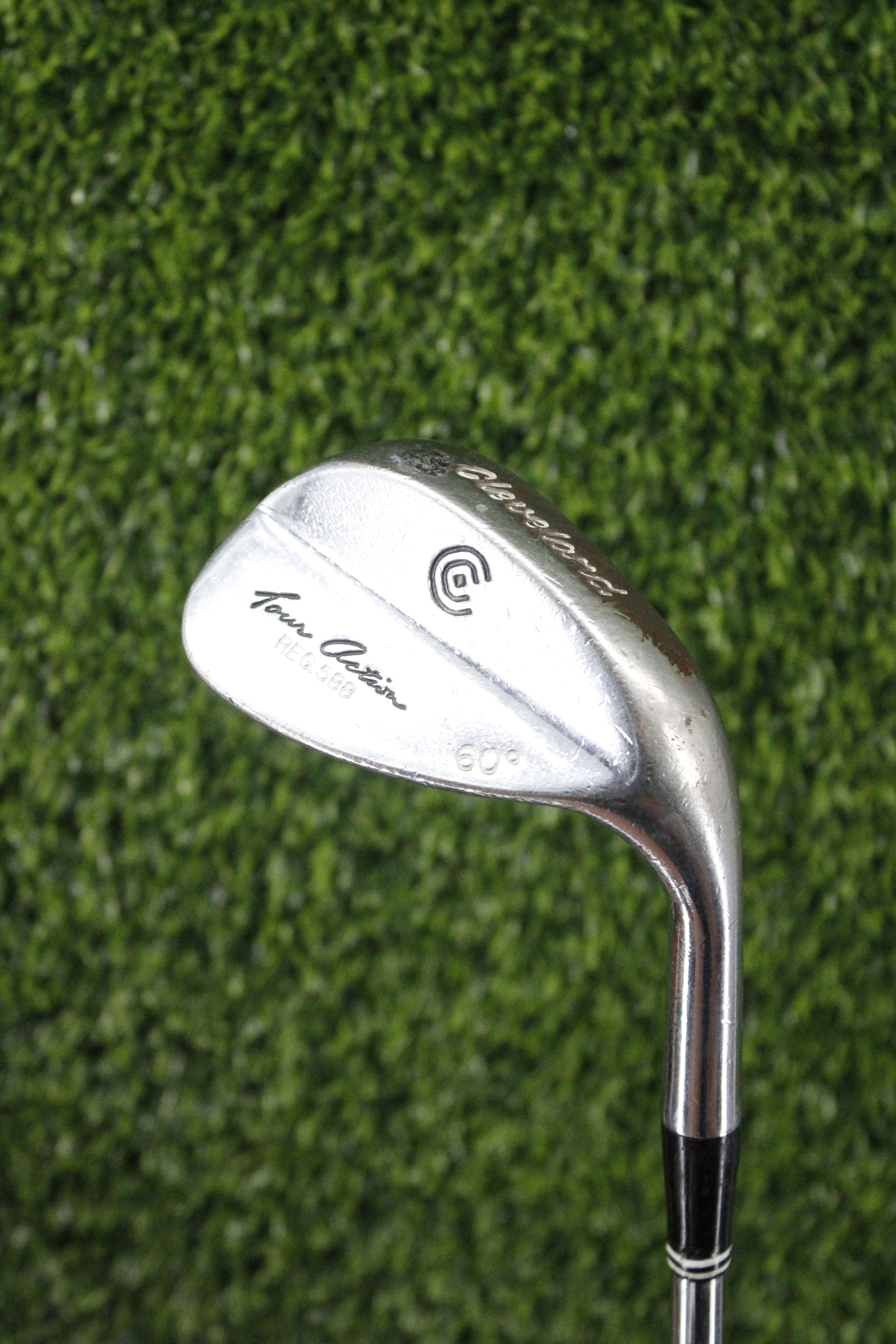 Cleveland 588 Chrome 60° LW Wedge Flex 34.5"