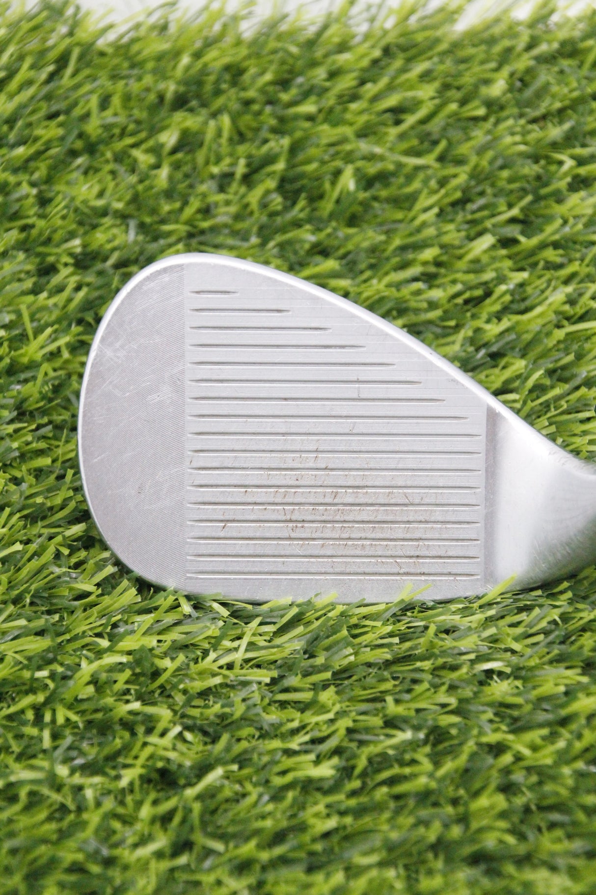 Titleist Vokey SM6 Tour Chrome 56° SW A Flex 35.5"