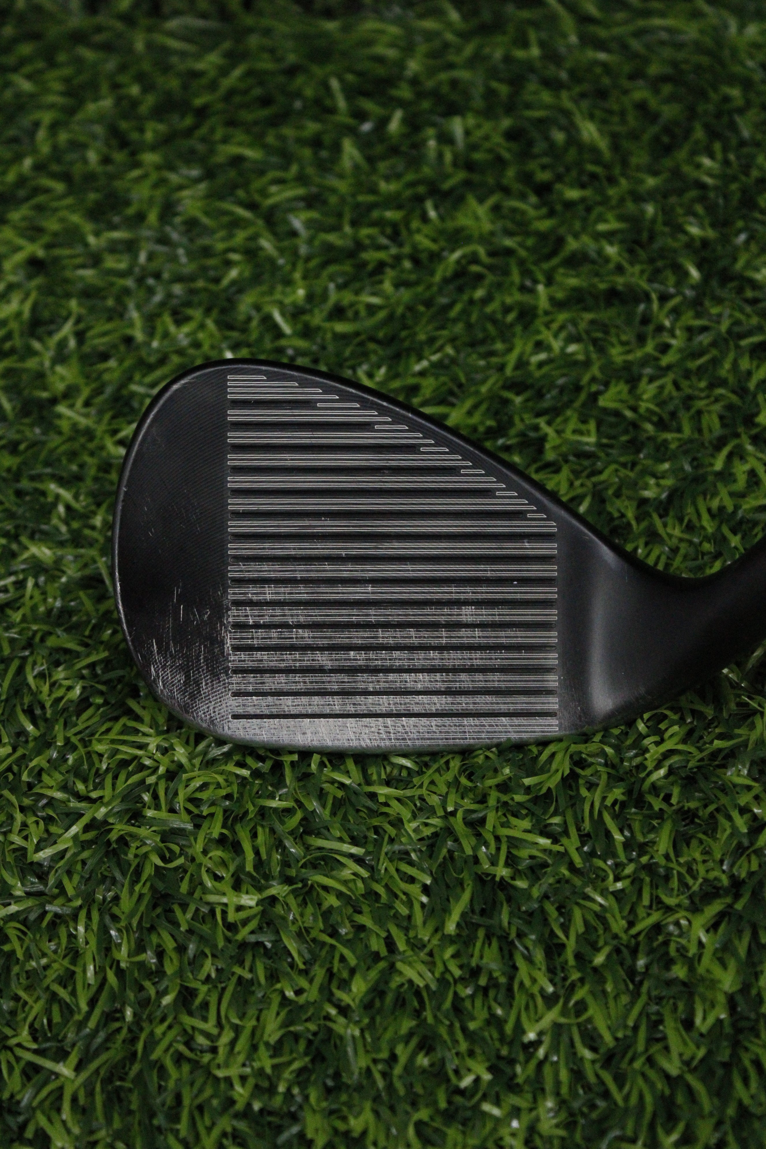 Cleveland 588 RTX CB Black Pearl 56° SW Wedge Flex 35.25"