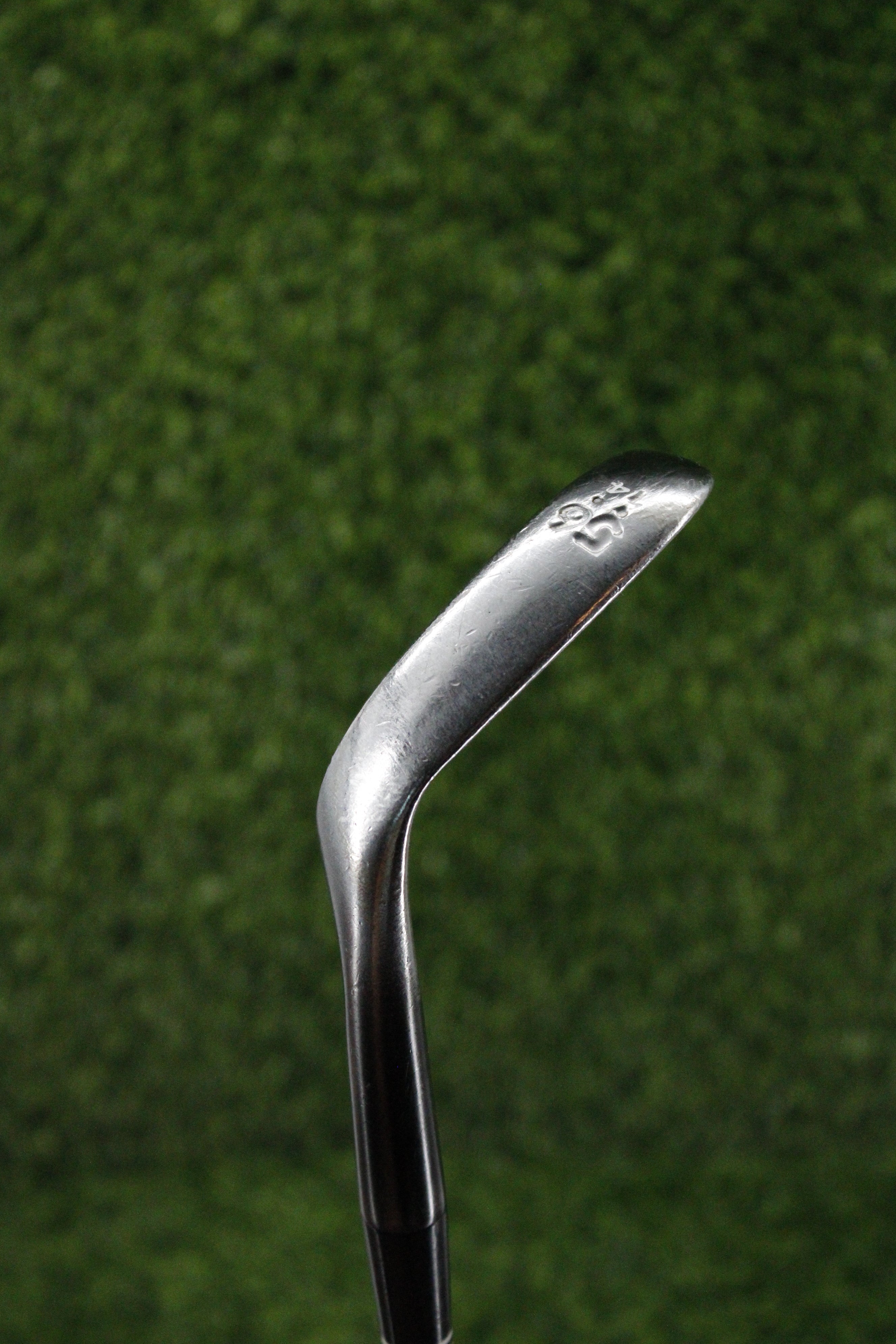 Cleveland 588 RTX CB Black Pearl 56° SW Wedge Flex 35.25"