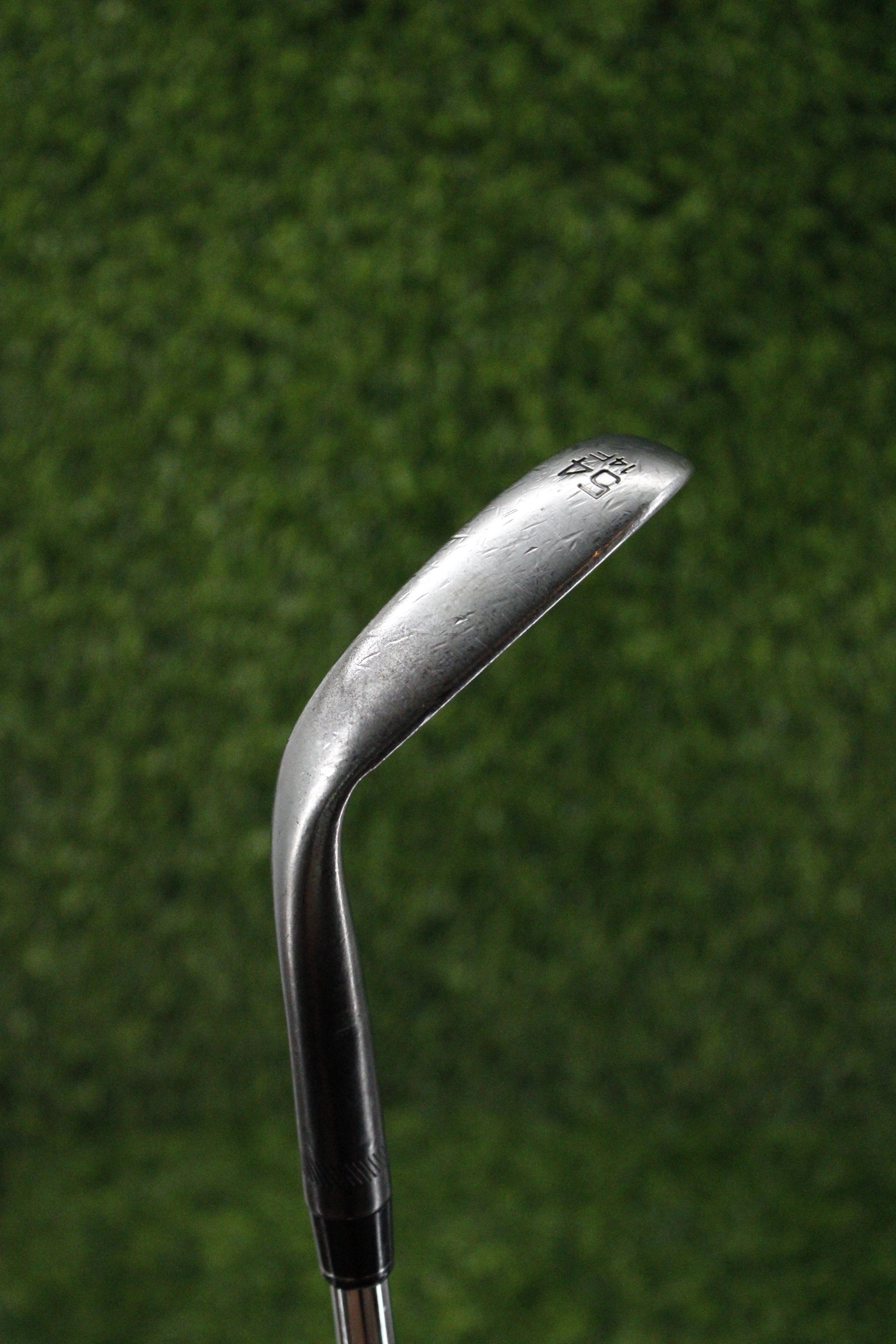Titleist Vokey SM8 Jet Black 54° SW R Flex 35"