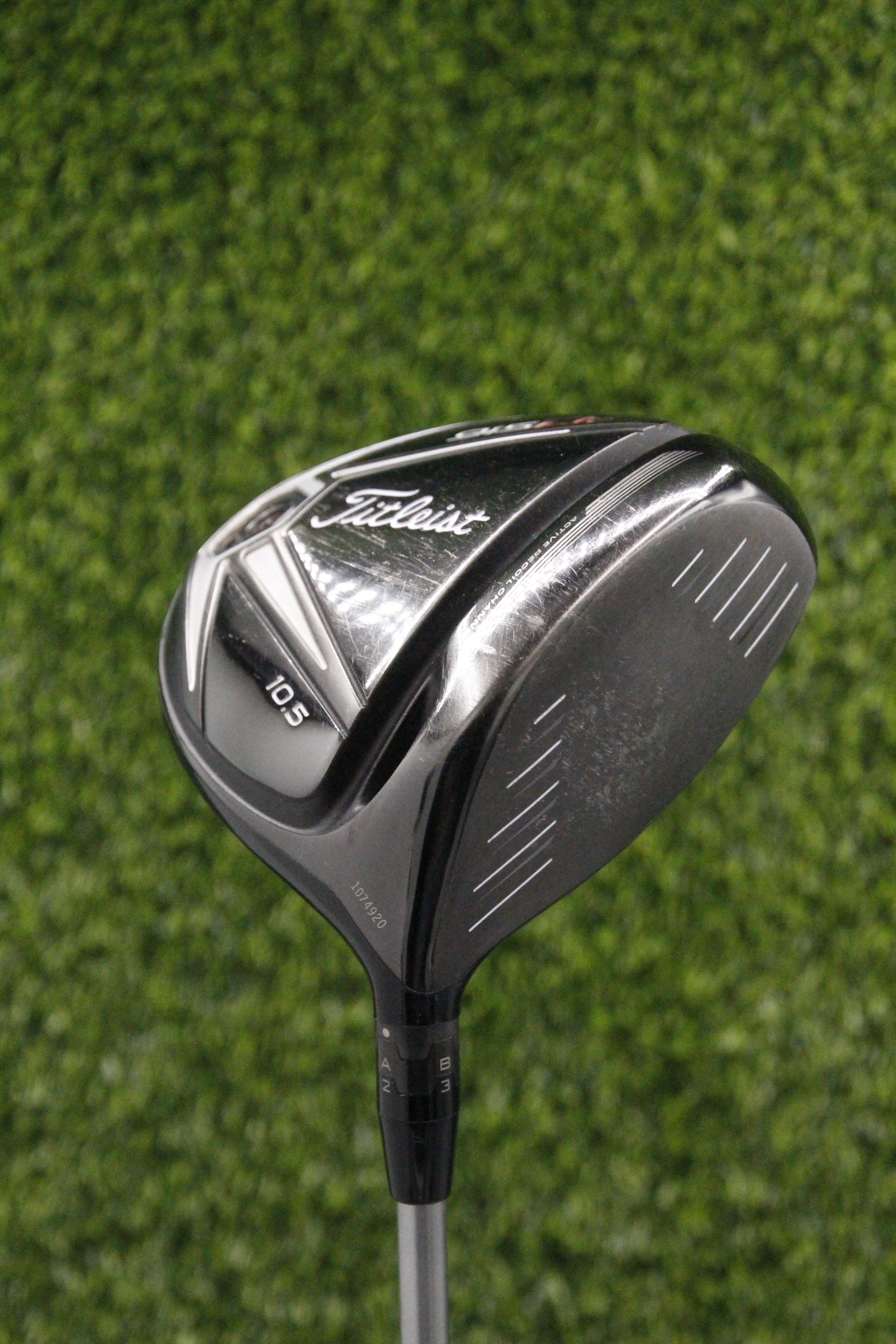 Titleist 915 D2 10.5° Driver R Flex 45"
