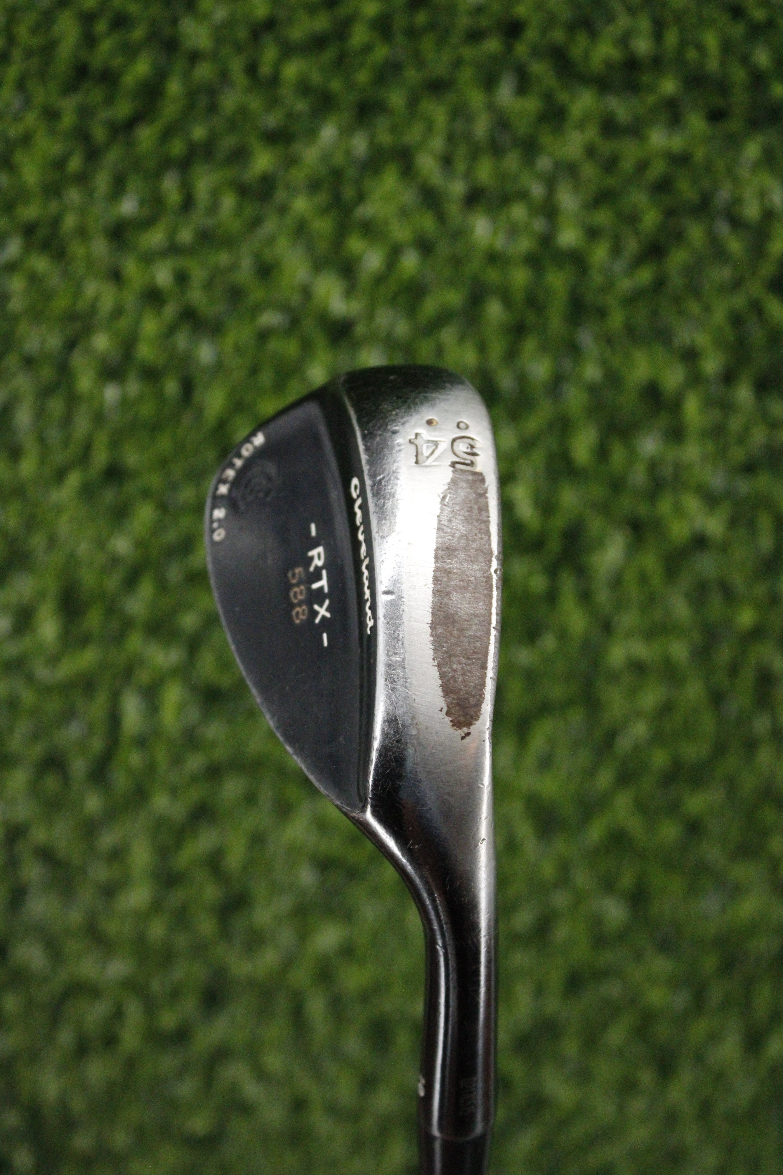 Cleveland 588 RTX Black Pearl 54° SW Wedge Flex 35.25"