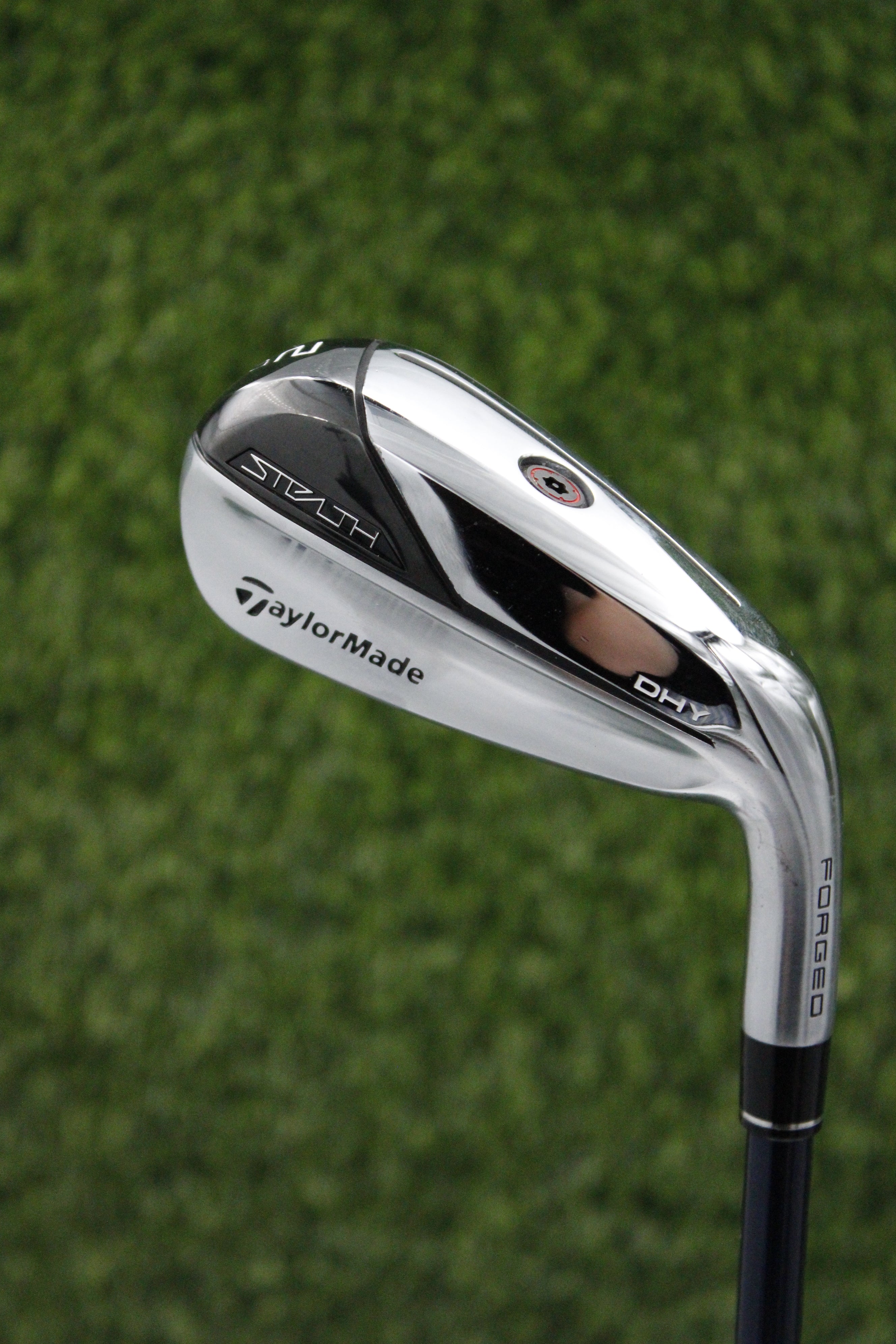 TaylorMade Stealth DHY w/ VeloCore 17° Utility 2 Iron S Flex 39.75"