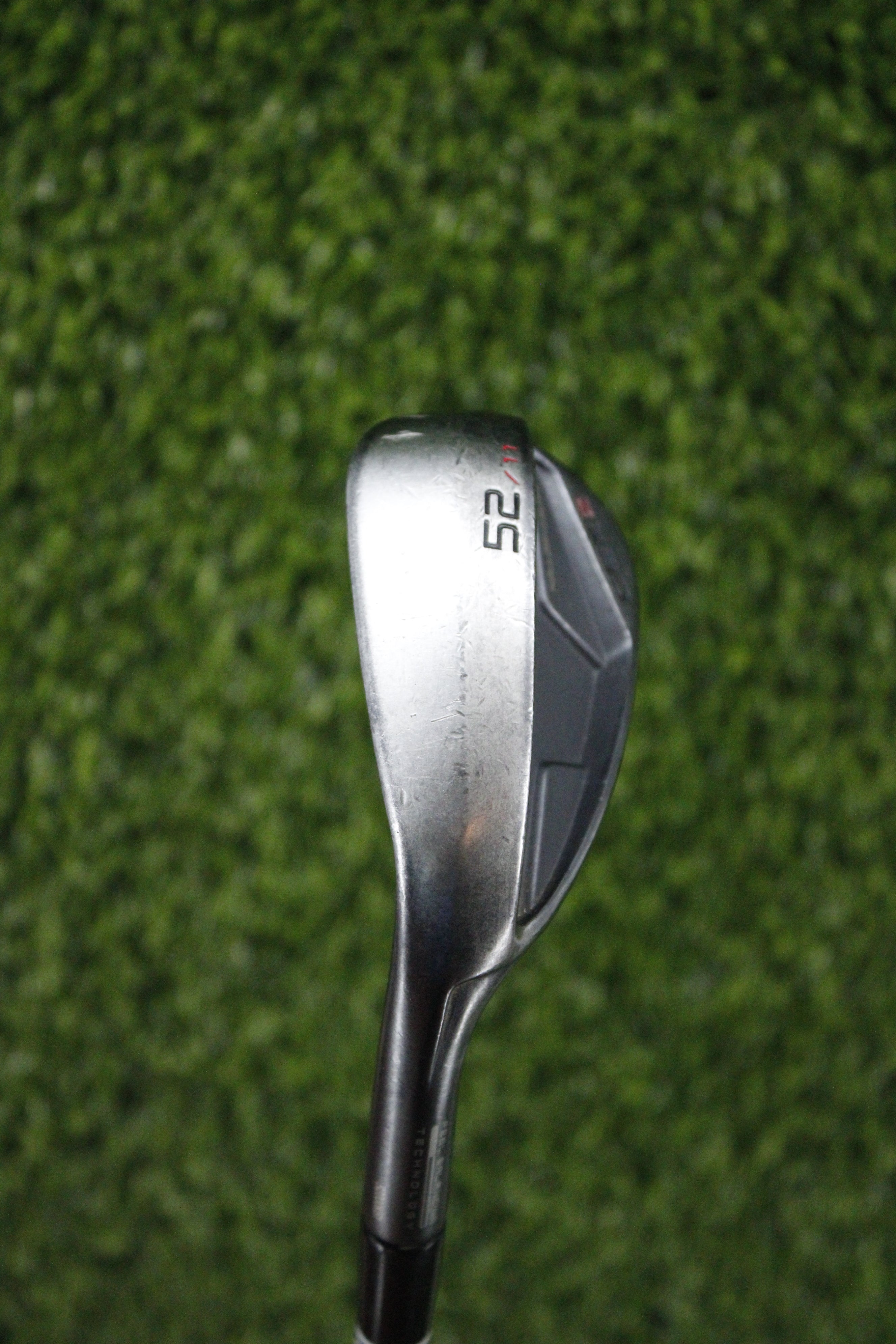 Lefty Cleveland CBX 2 Black Satin 52° GW Wedge Flex 35.25"