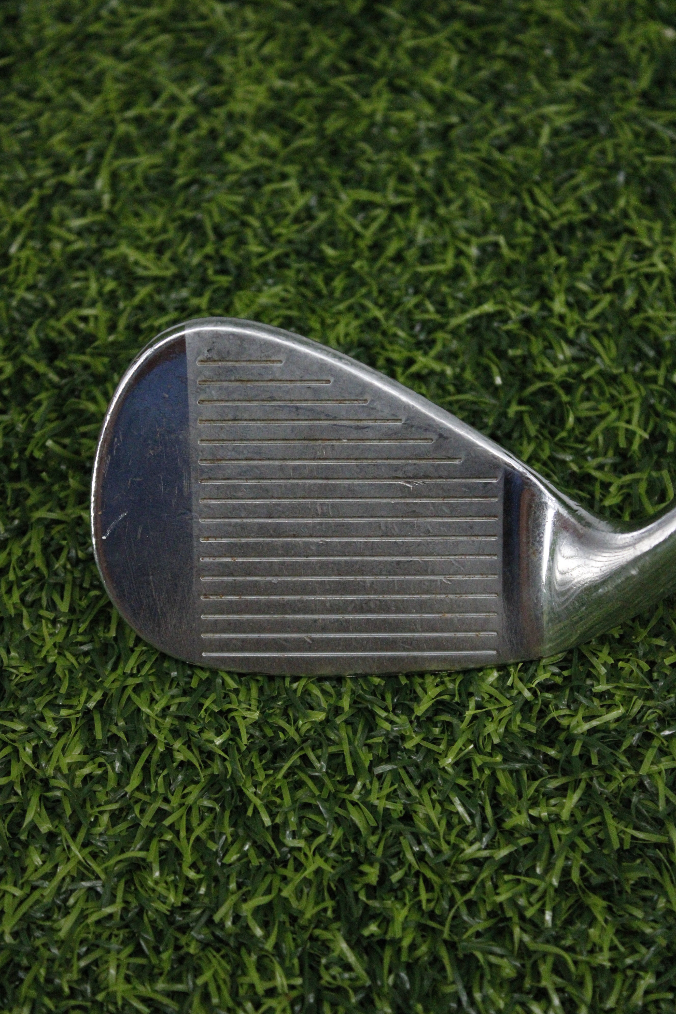 Cleveland 588 Tour Satin Chrome 45° GW Wedge Flex 35"