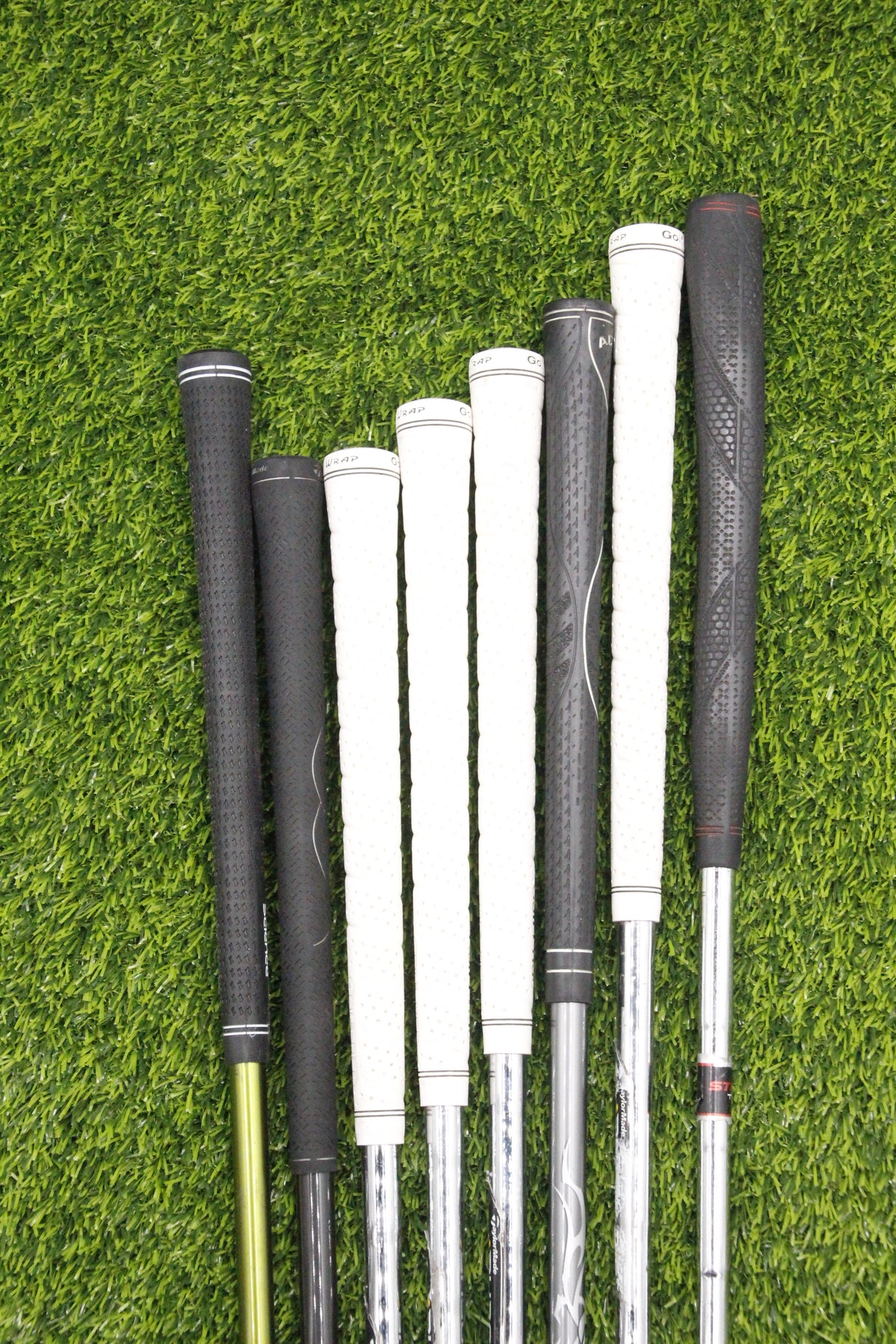 TaylorMade 2009 Burner bogeys2Birdies Set R Flex +0.5"