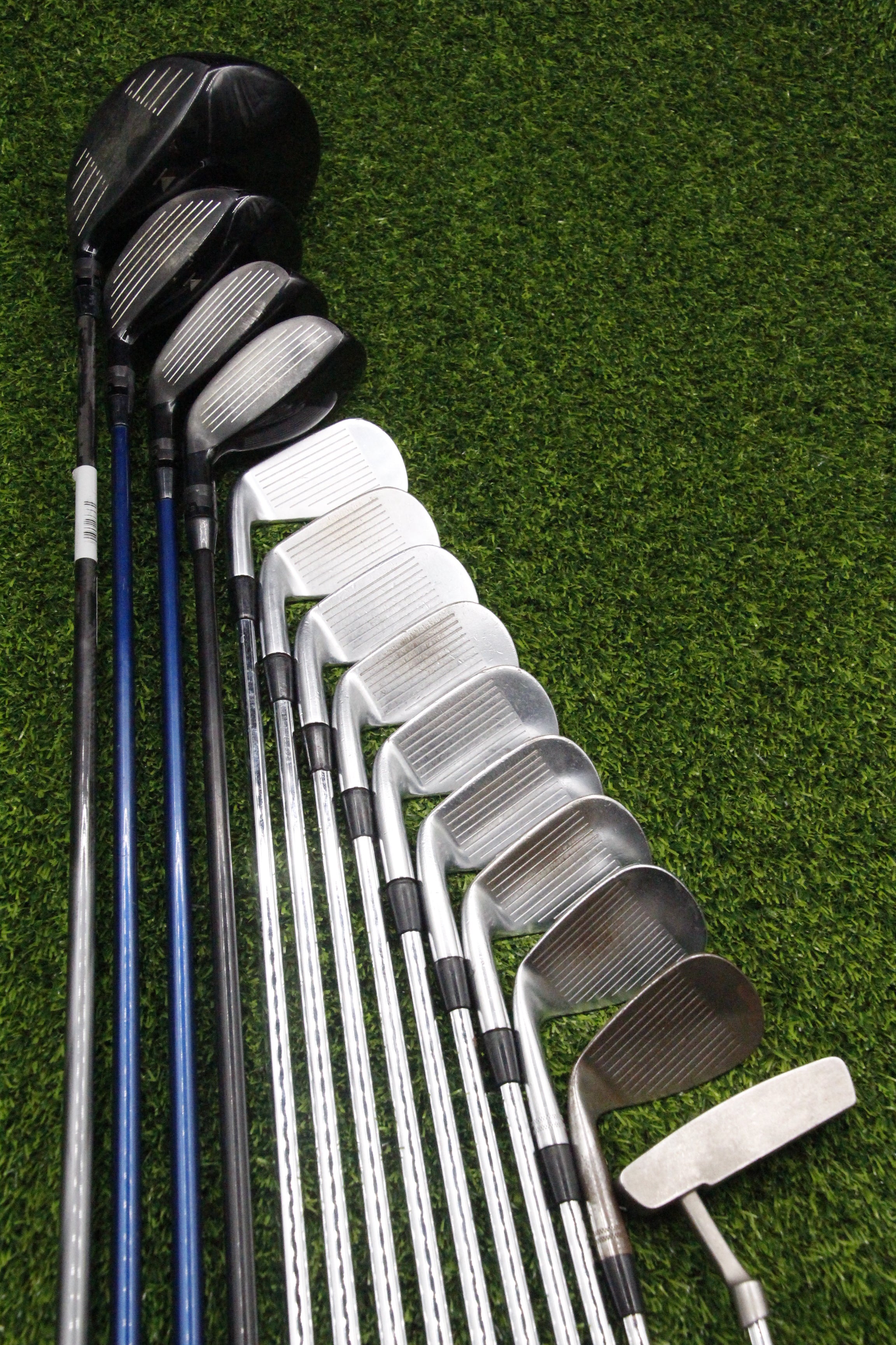 Titleist 712 CB Par Set XS Flex Std Length