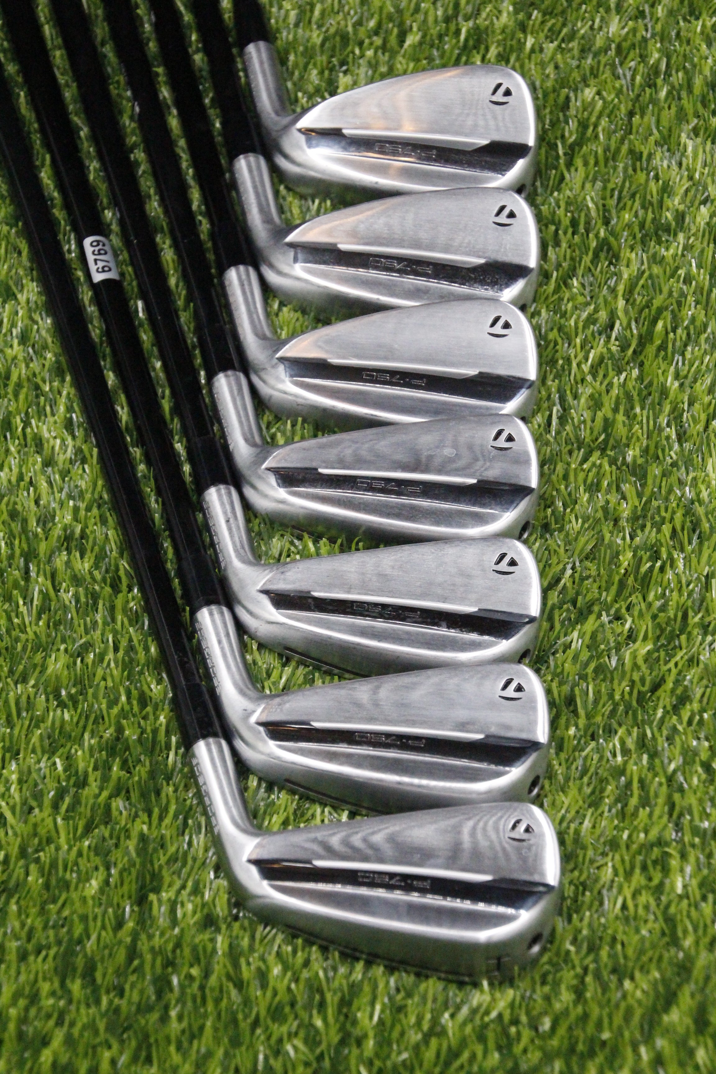 TaylorMade 2025 P790 Iron Set 4-PW XS Flex Std Length