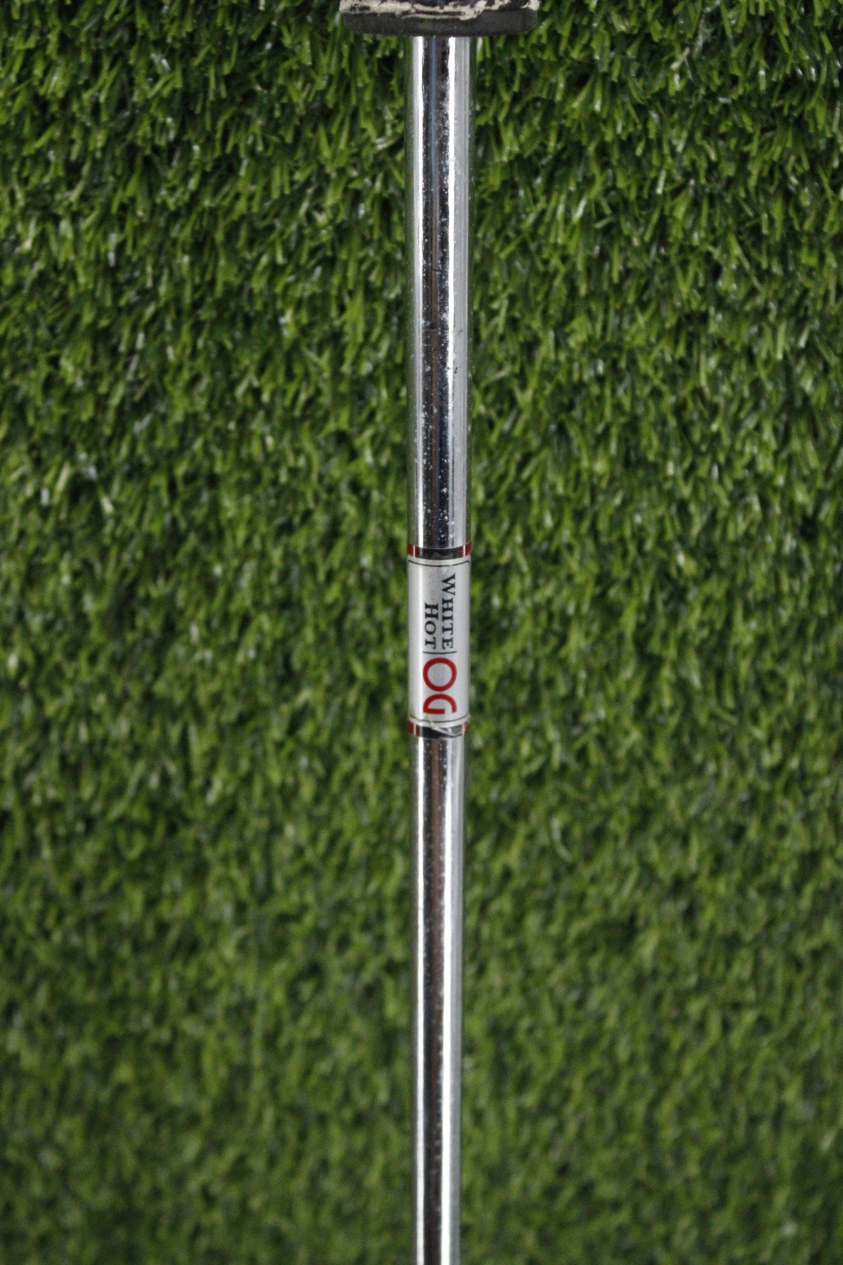 Odyssey White Hot OG 2-Ball Putter 34" w/ HC