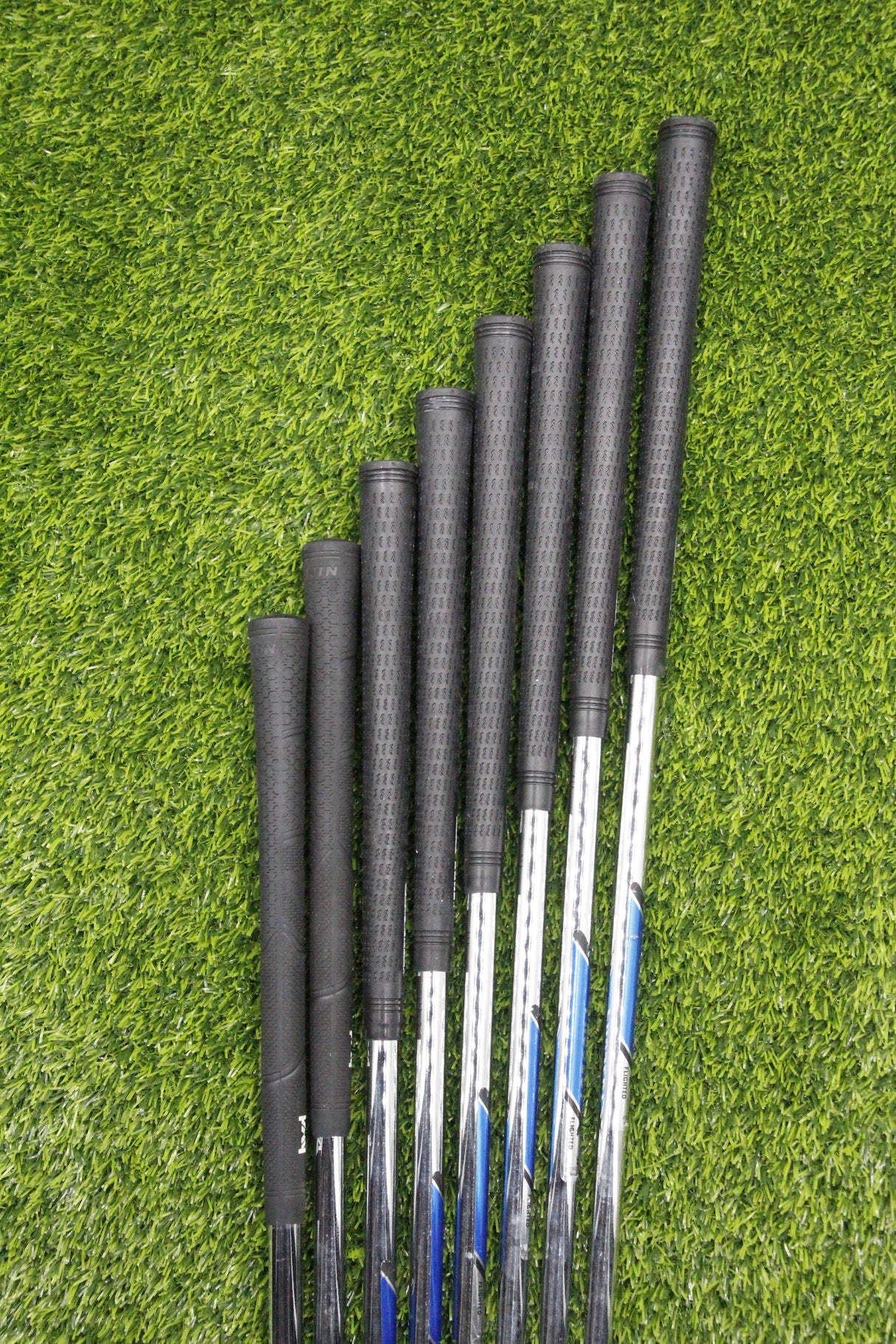 PXG 0311 Xtreme Dark Iron Set 3-PW R Flex Std